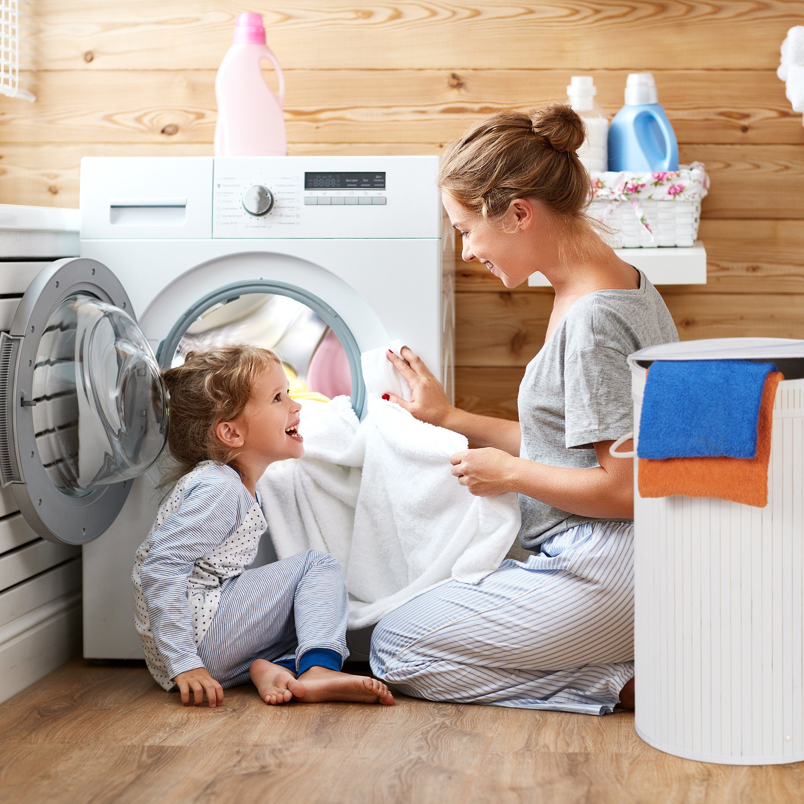 relaxdays Wäschekorb Bambus mit Klappdeckel, weiß günstig online kaufen