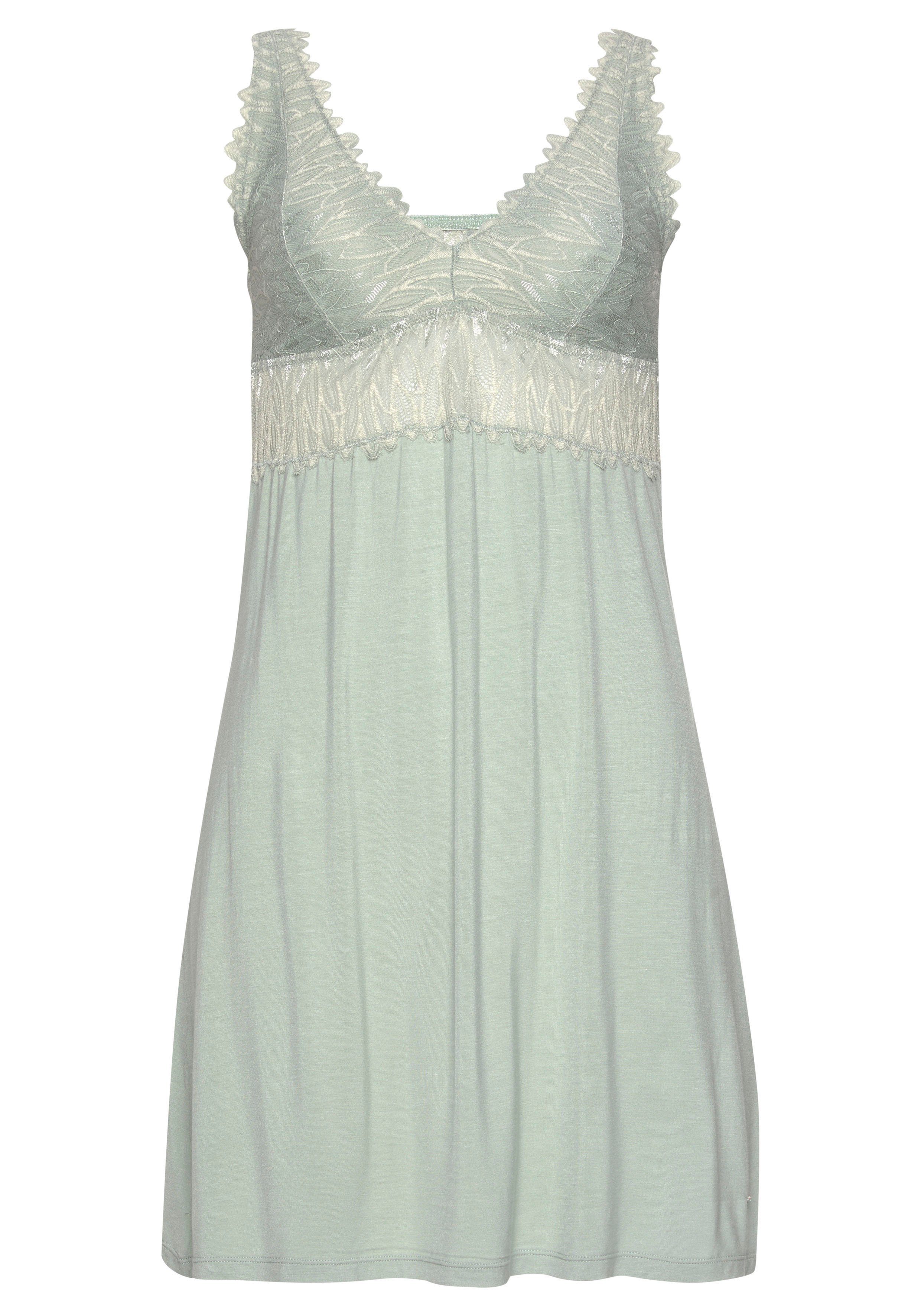 LASCANA Negligé mit Spitzendetails. € 34,99