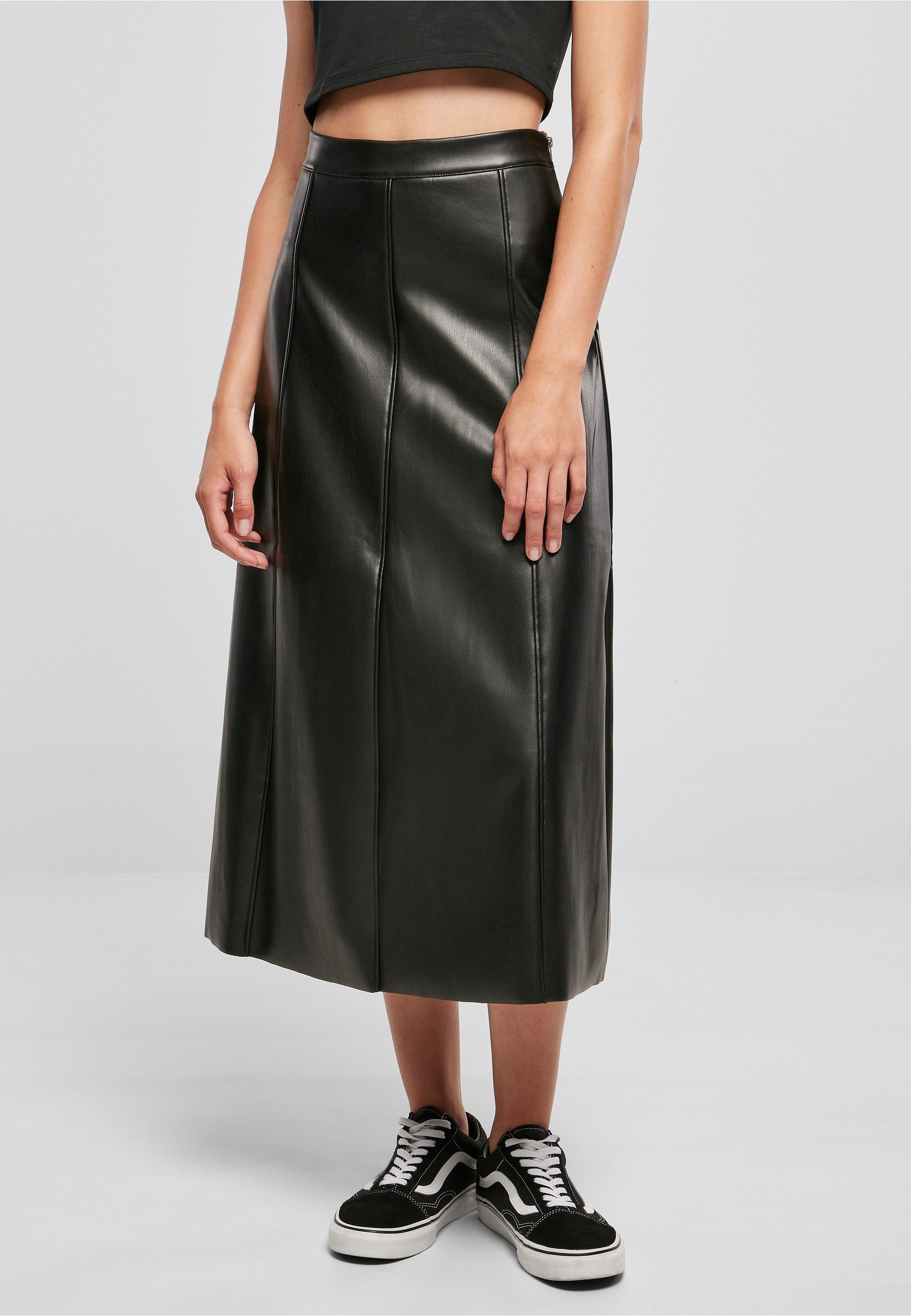 URBAN CLASSICS Maxirock Urban Classics Damen Ladies Synthetic Leather Midi Skirt (1-tlg)