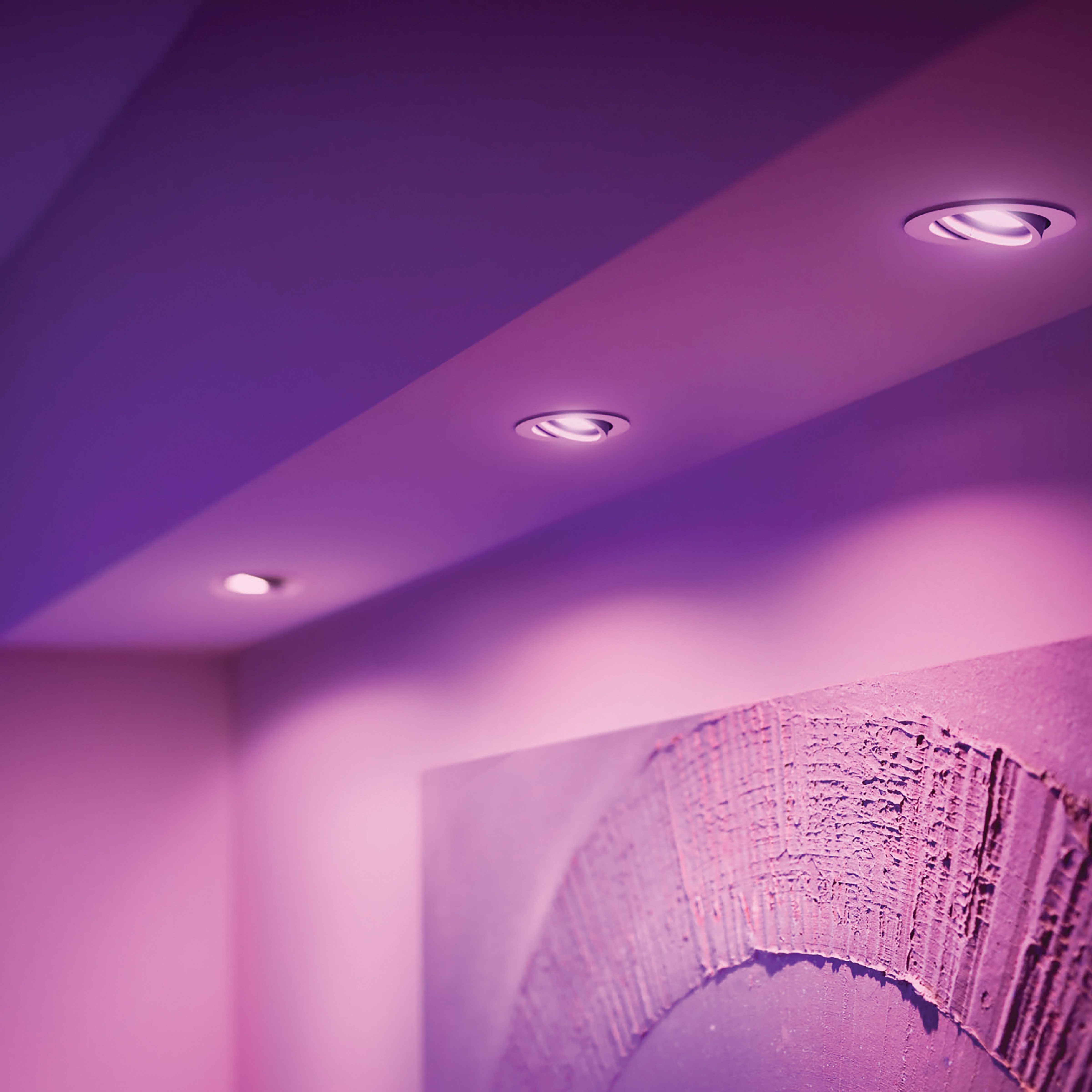 Philips Hue LED Einbauleuchte White & Color Ambiance Centura Einbauspot rund, Abschaltautomatik, Bluetooth, CCT - über Fernbedienung, Dimmfunktion, Farbsteuerung, Farbwechsel, Leuchtdauer einstellbar, Memoryfunktion, Nachtlichtfunktion, RGB, Smart Home, Timerfunktion, dimmbar über Fernbedienung, erweiterbar, mehrere Helligkeitsstufen, LED wechselbar, RGB