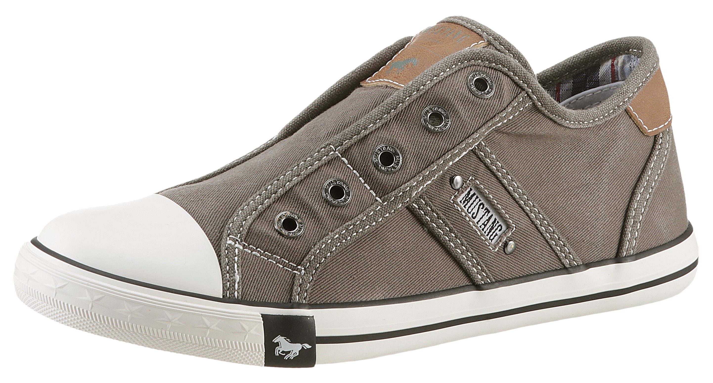 Slip-On Sneaker