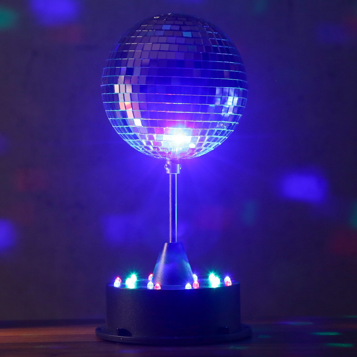 SATISFIRE Discolicht LED Spiegelkugel Discokugel 13cm Standfuß bunt Batterie USB Betrieb, LED Classic, RGB (rot, grün, blau)