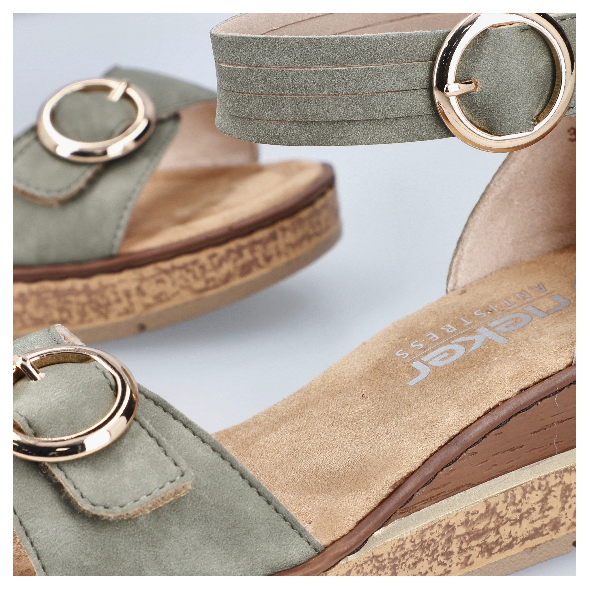 Rieker Keilsandalette Sommerschuh, Urlaubsschuh, Sandale mit trendy Fesselriemchen