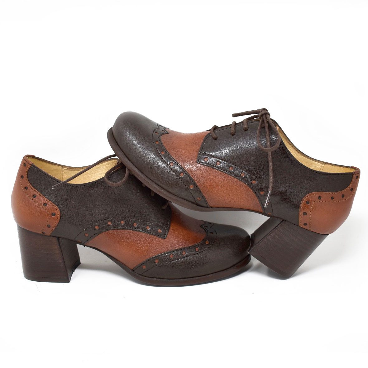 Claudio Nero Claudio Nero Tarde Pumps