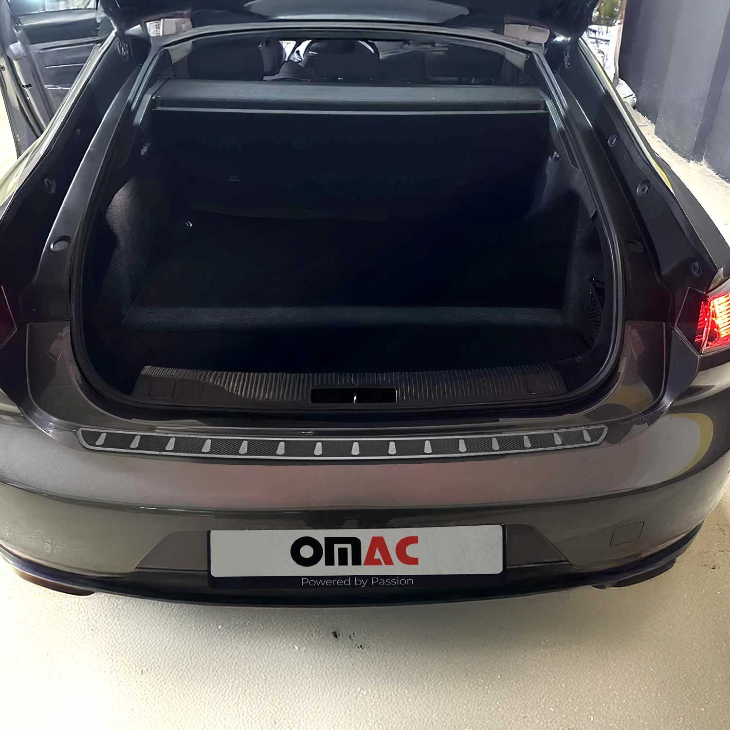 OMAC Ladekantenschutz für Peugeot 508 2018-2025 Edelstahl Kohlefaserfolien, Zubehör für Peugeot 508 2018-2025, Langlebig,Einfache Reinigung,Einfache Installation,Rostbeständig