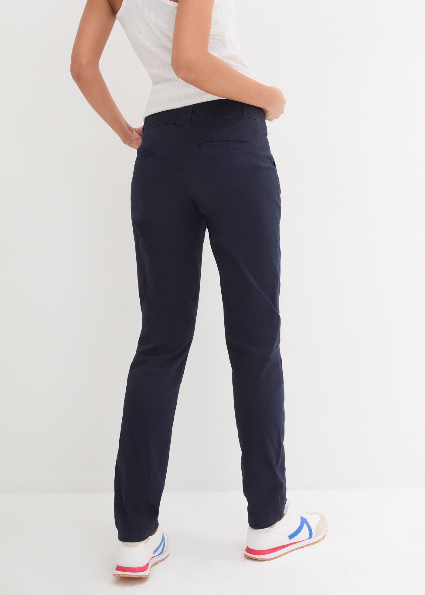 bonprix Chinohose schmale Form, mit Bundfalten und praktischen Taschen
