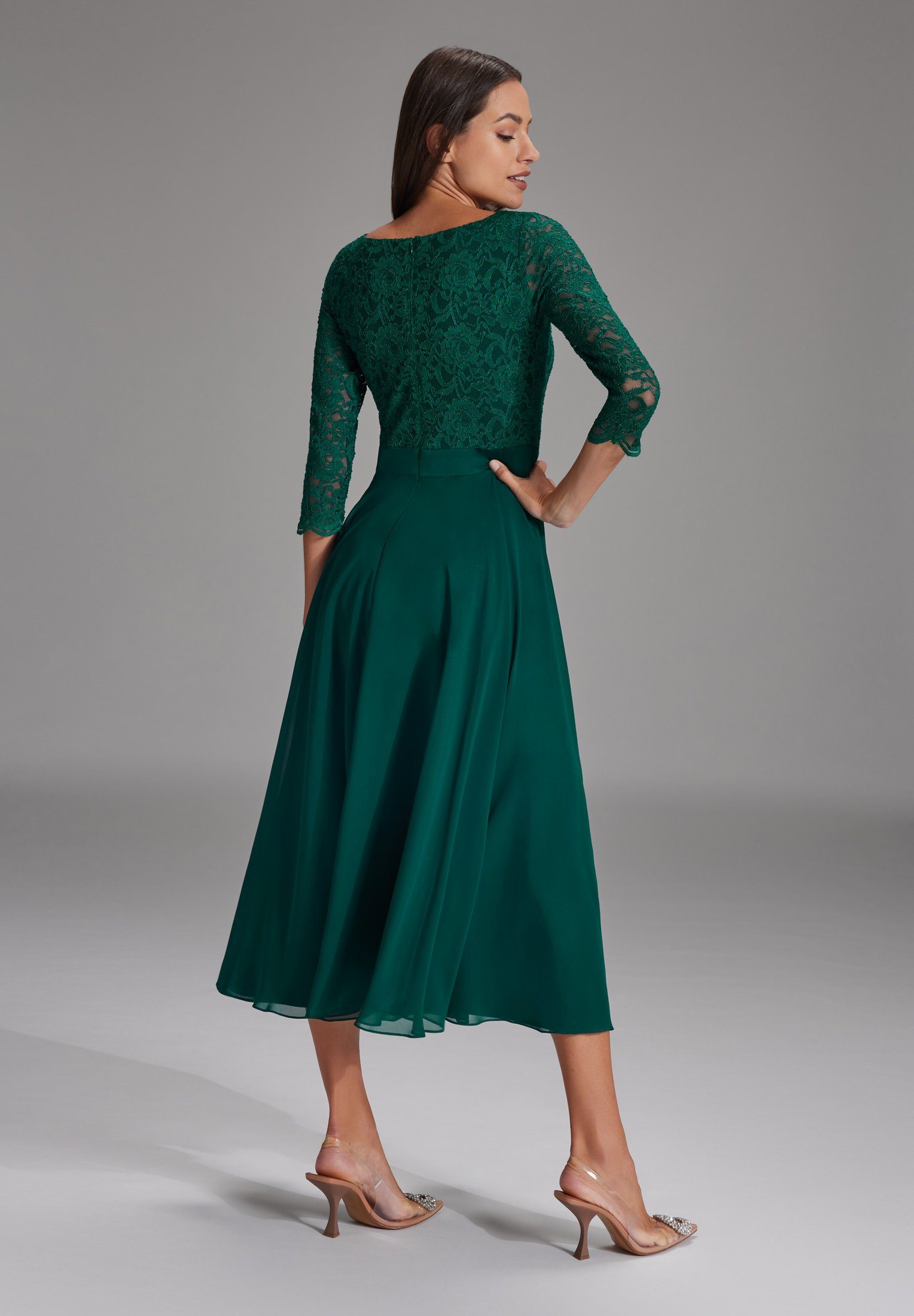 SWING Cocktailkleid Taillierter Schnitt mit ausgestelltem günstig online kaufen