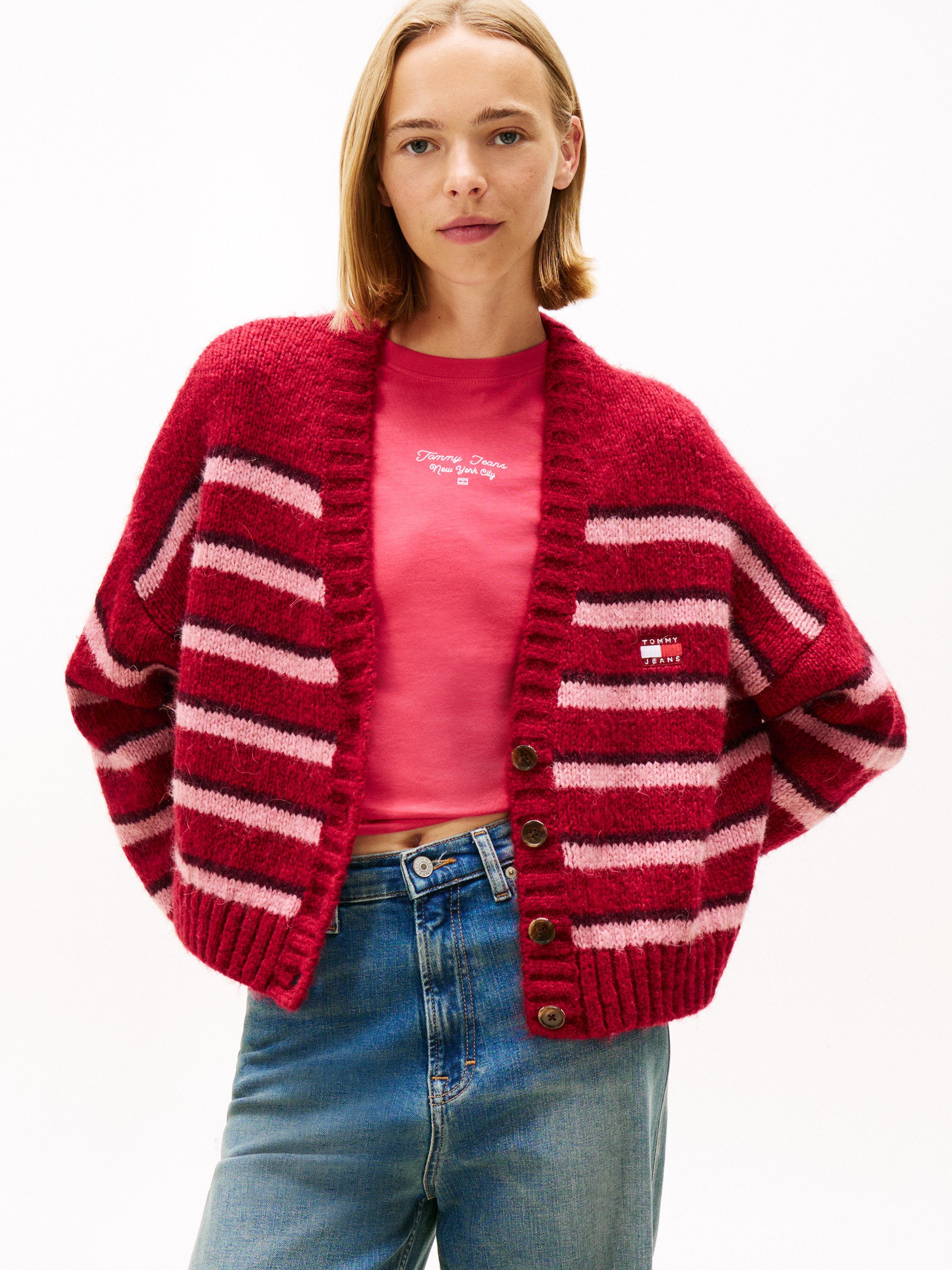 Tommy Jeans Strickjacke TJW BADGE STRIPE FLUFF CARDI EXT günstig online kaufen