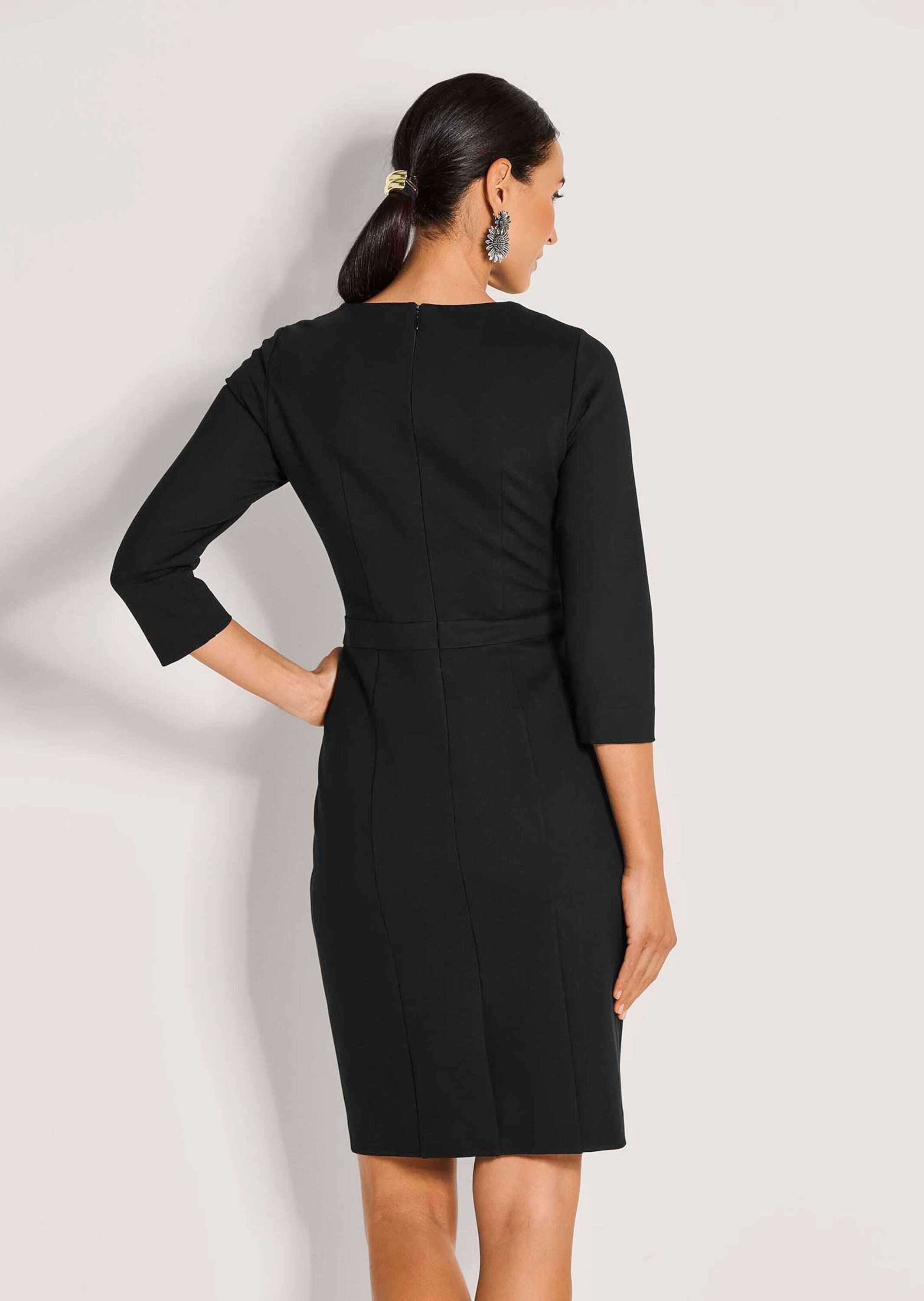 MADELEINE Maxikleid Schmales Jersey-Kleid mit Rundhals Etuikleid mit 3/4-Ärmel, Zierbiesen, knieumspielend