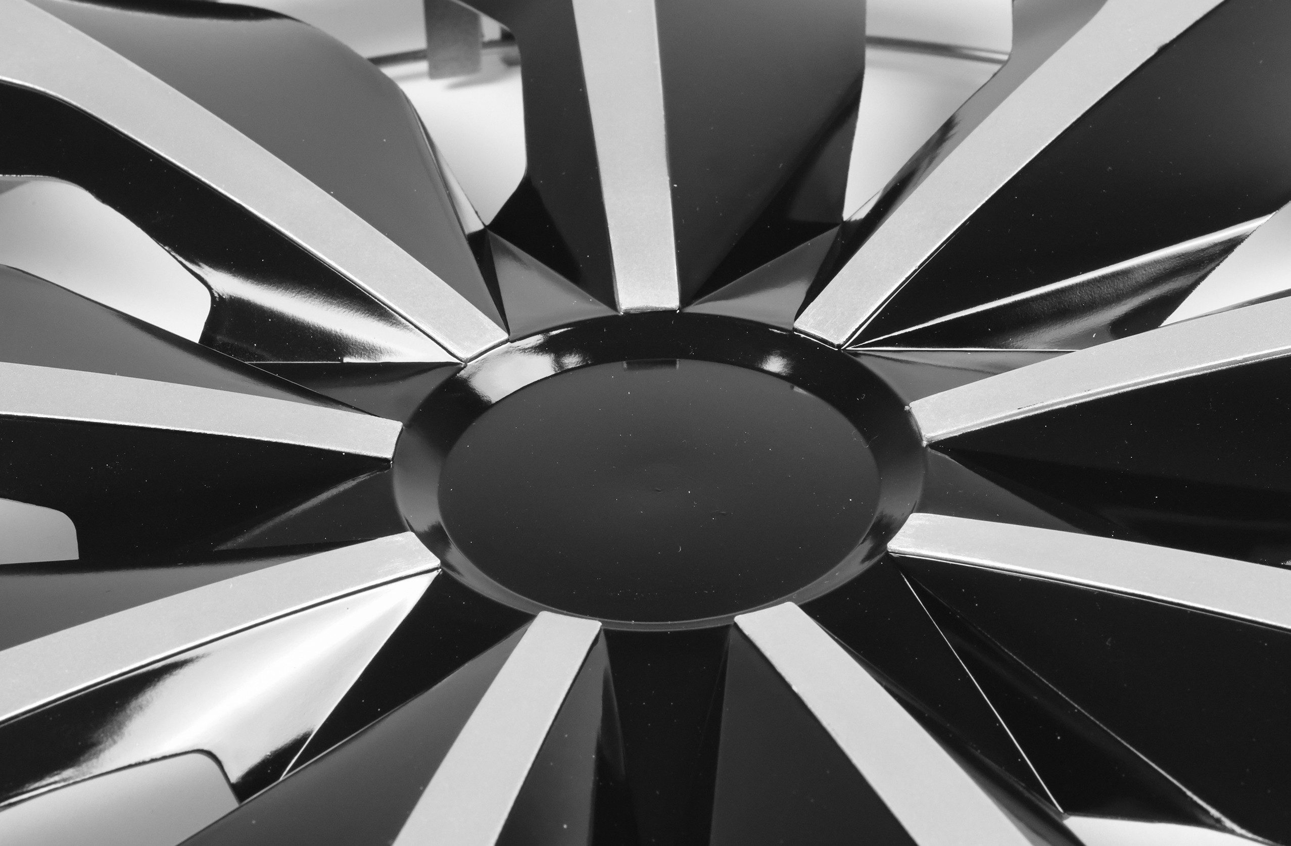 KomfortHome Radkappen Radzierblenden Universal 4er Set Schwarz-Silber ABS Felgenschutz, (4er Set Radzierblenden mit Befestigungsringen) Radzierblenden 14 15 16 Zoll Stahlfelgen Montage werkzeuglos Schutz