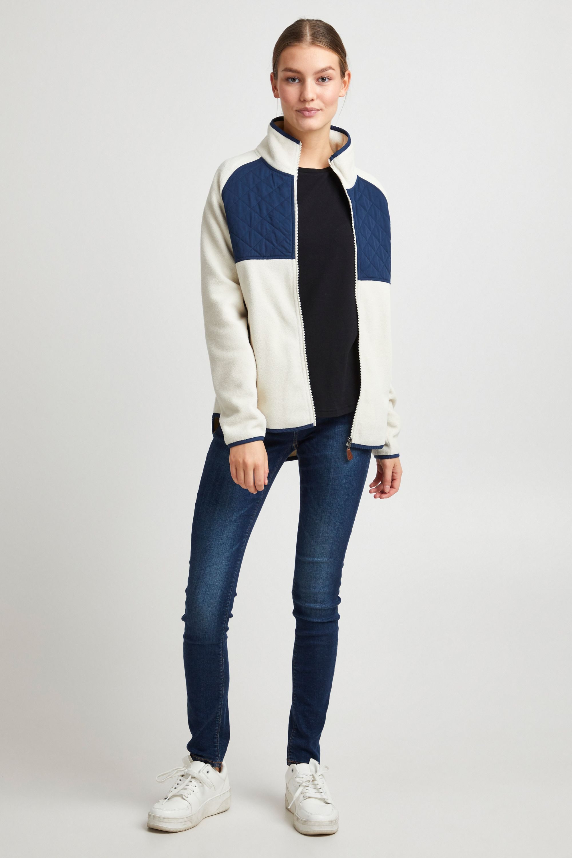 OXMO Kapuzensweatjacke OXMalin Fleece Übergangsjacke mit Steppmuster günstig online kaufen