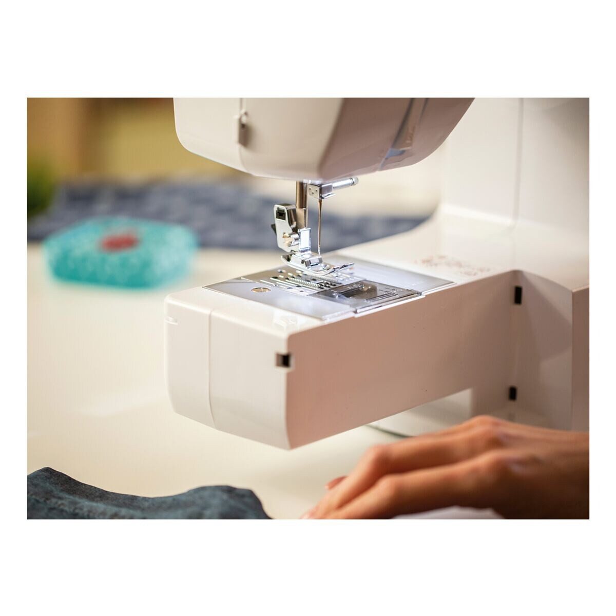 Brother Nähmaschine RL425, 25 Programme, 25 einprogrammierte Stiche