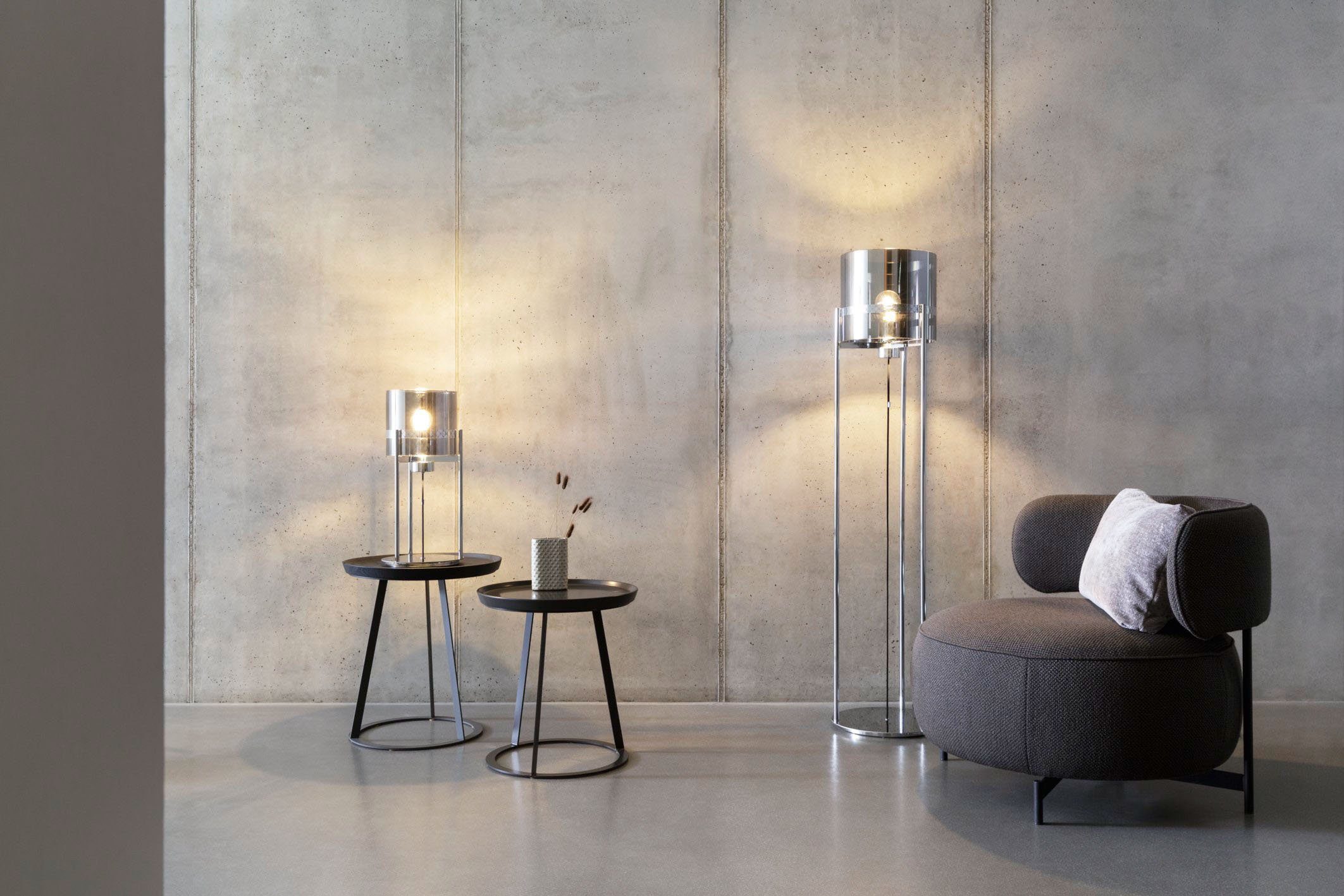 Joop! Stehlampe Fumé-Glasschirm eingelassenem mit Leuchtmittel, rundem LIGHTS, ohne und Warmweiß, ROUND Metall-Dekorband