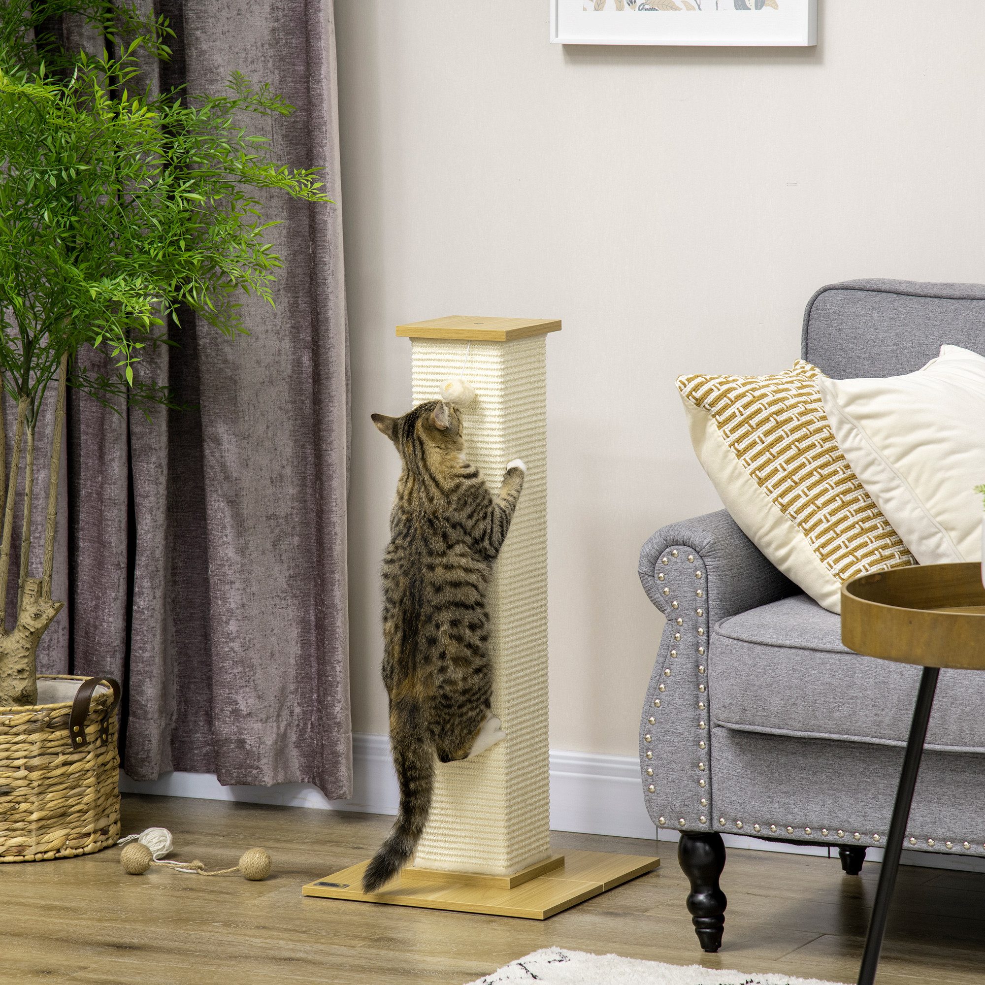 furnicato Kratzbaum Eiche+Cremeweiß 38L x 38B x 80H cm, Kratznapf mit Spielball aus Sisal für Katzen bis zu einem Gewicht 5kg