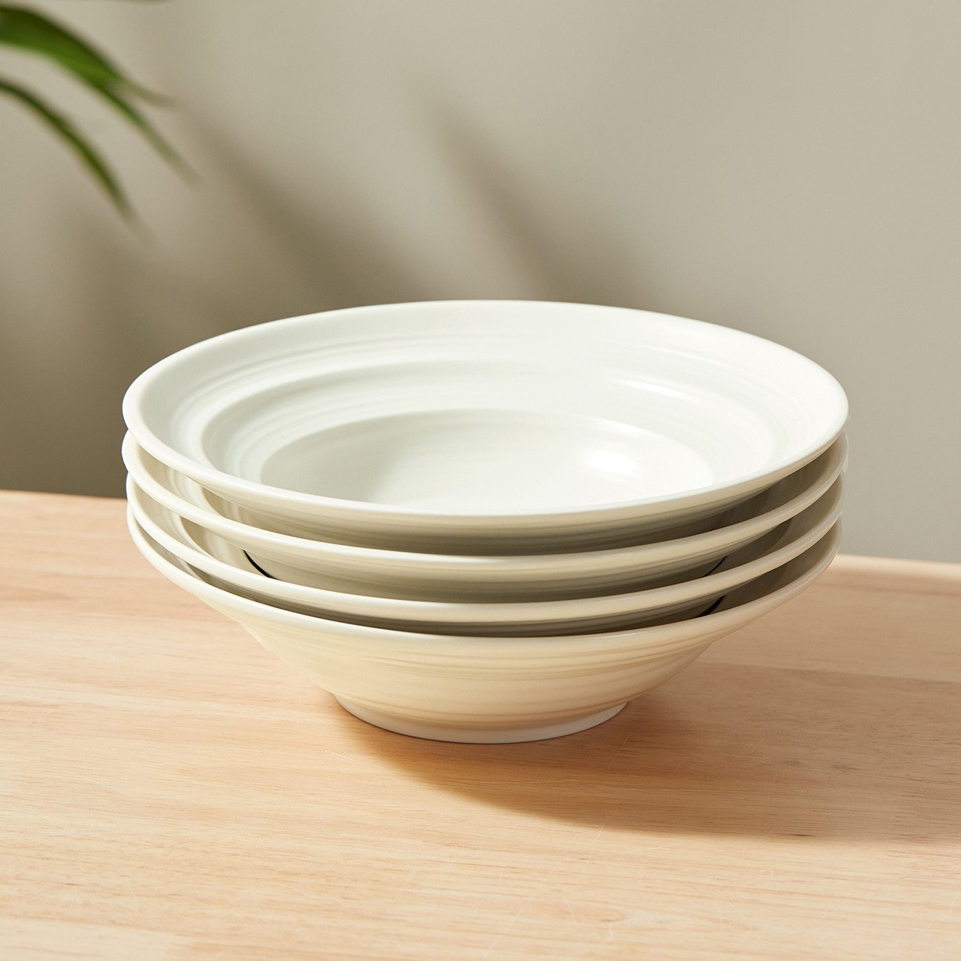 JIWOO Suppenteller 4er Ø22cm, Speiseteller Pastateller Salatteller Dessertteller Plate, (4 St), Keramik Tellerset Weiß mikrowellen- und spülmaschinenfest Ø21,2 cm