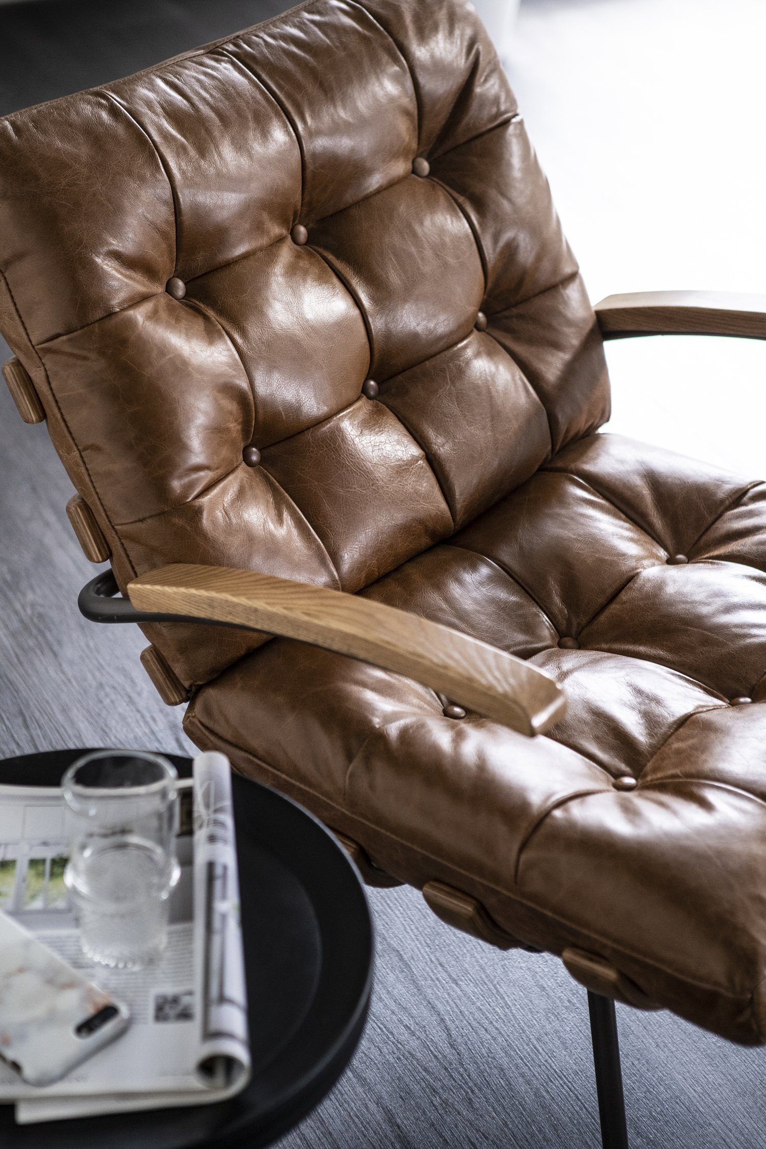 Maison ESTO Loungesessel Leder Java-Leder NICOLAS Ledersessel dunkelbraun aus Vintage, hochwertigem Sessel