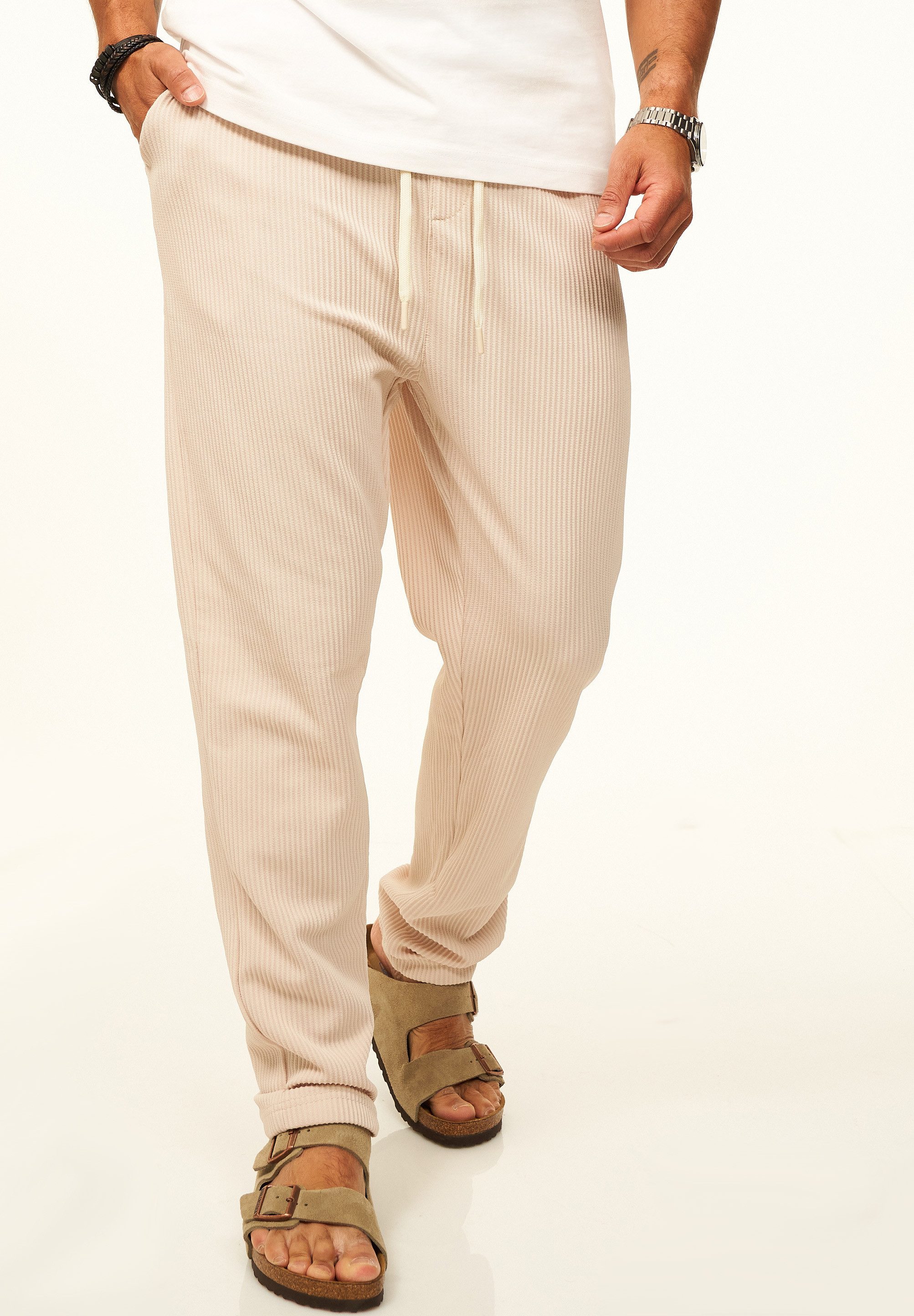 Stoffhose im Chinohose Stil mit Gummibund & Kordel als Sommerhose