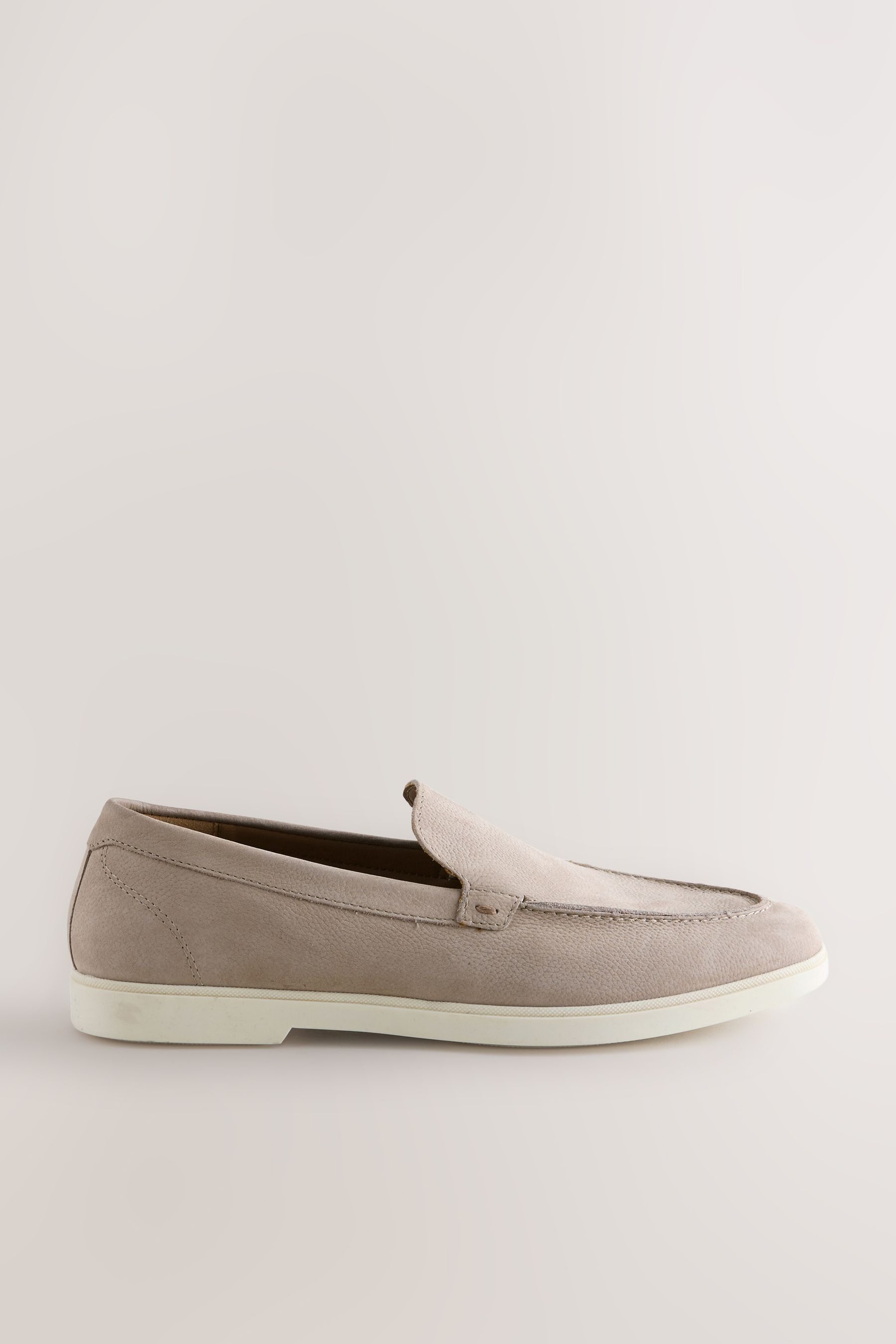 Next Veloursleder-Loafers Loafer (1-tlg)