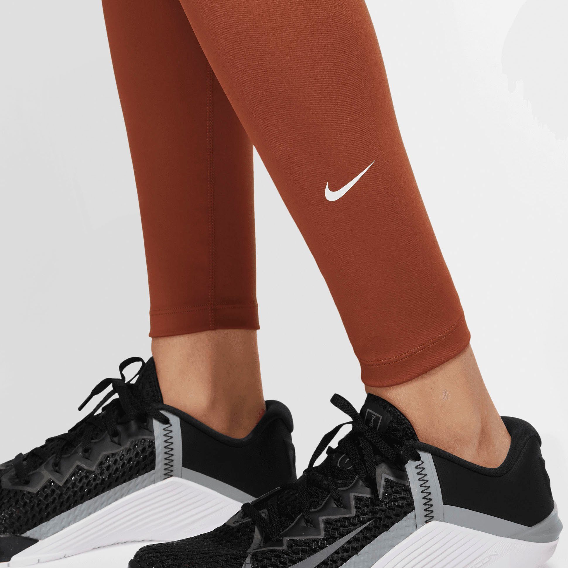 WOMEN'S Nike Trainingstights braun ONE MID-RISE LEGGINGS