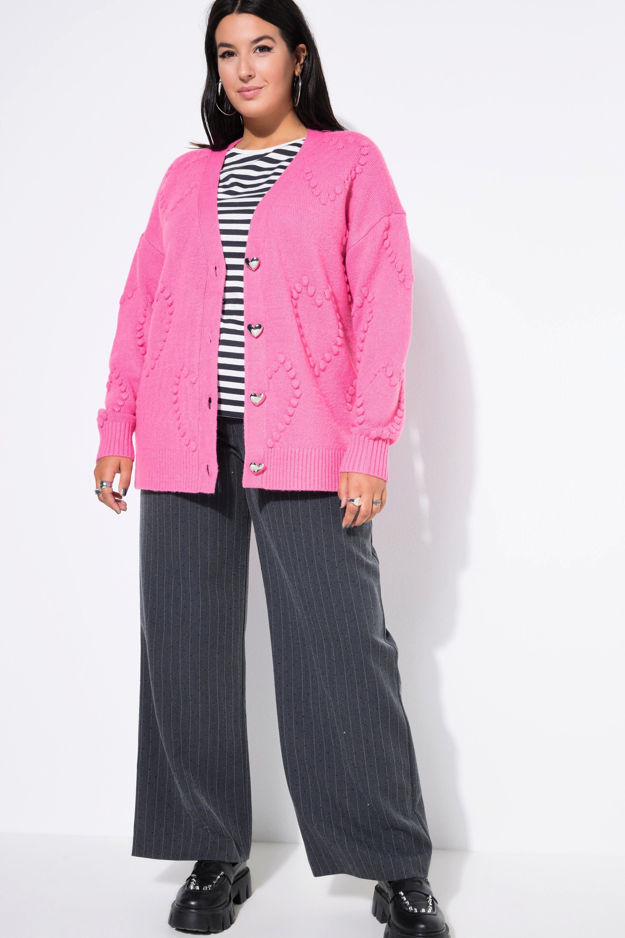 Studio Untold Strickjacke Strickjacke oversized Heart-Muster V-Ausschnitt