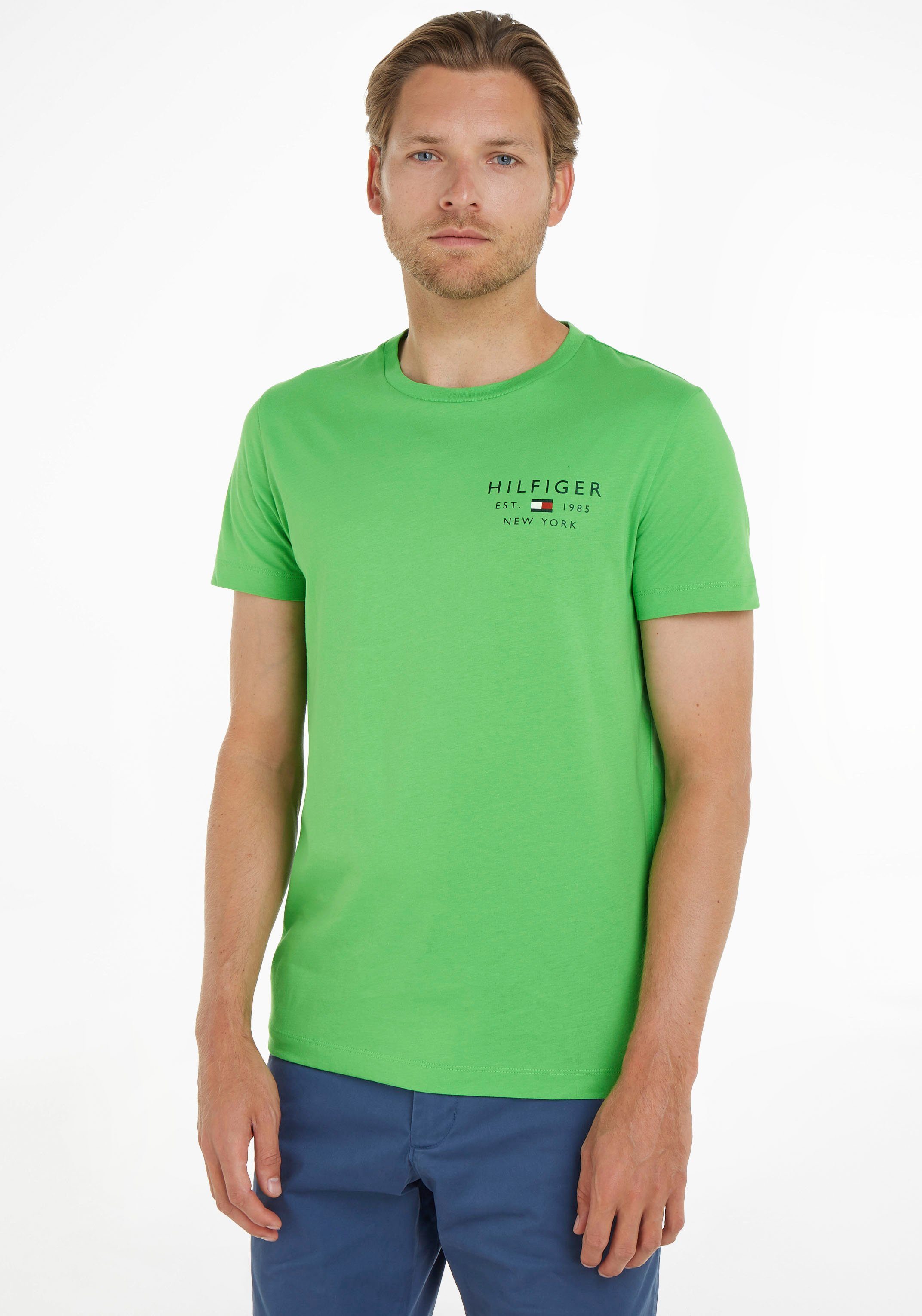 Tommy Hilfiger Rundhalsshirt BRAND LOVE SMALL LOGO TEE in Basicform Spring Lime | T-Shirts