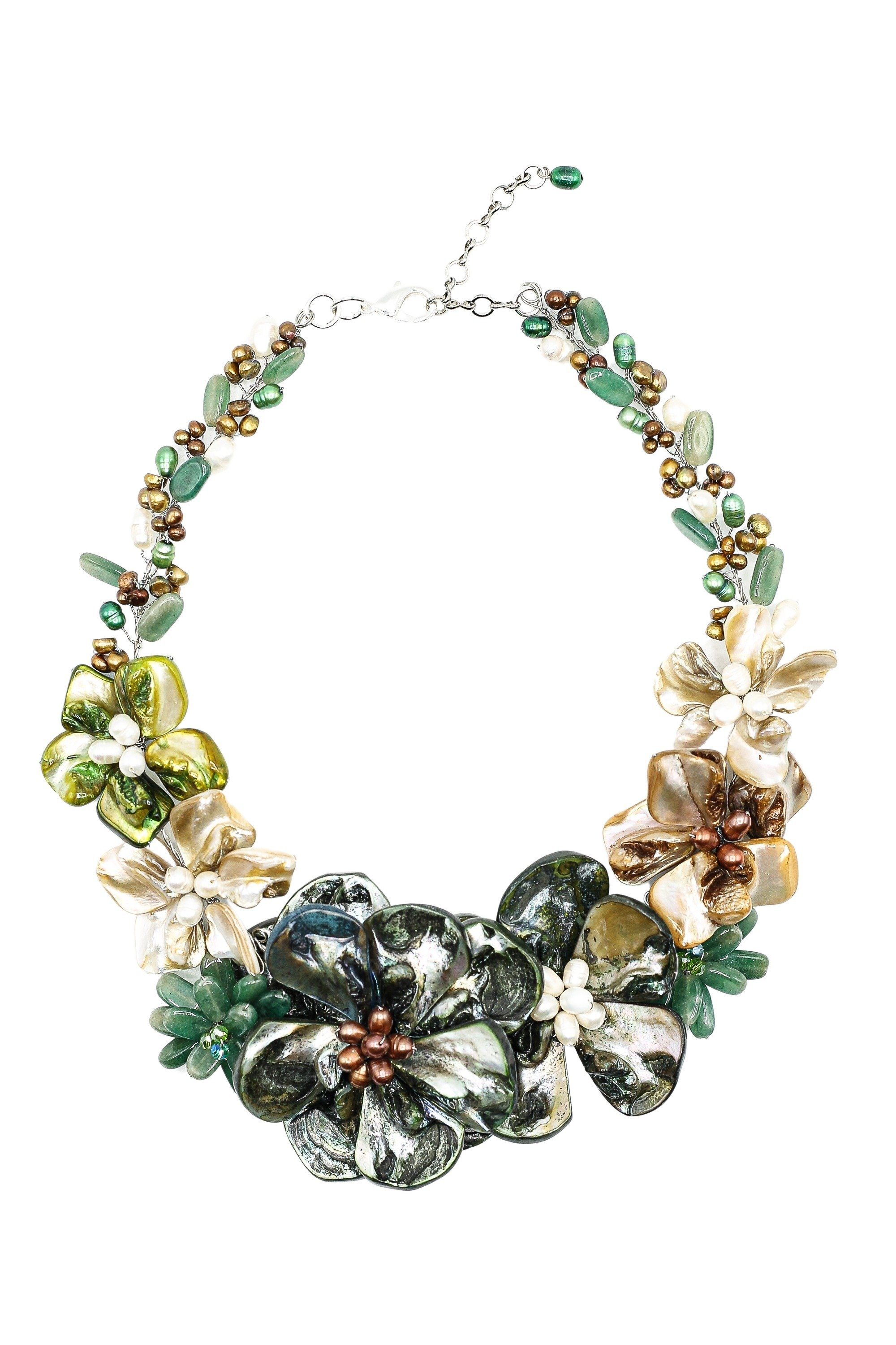 Kette Anhänger ALESSANDRO mit COLLEZIONE Blumenstrauß, Süßwasserperlen mit grün echten