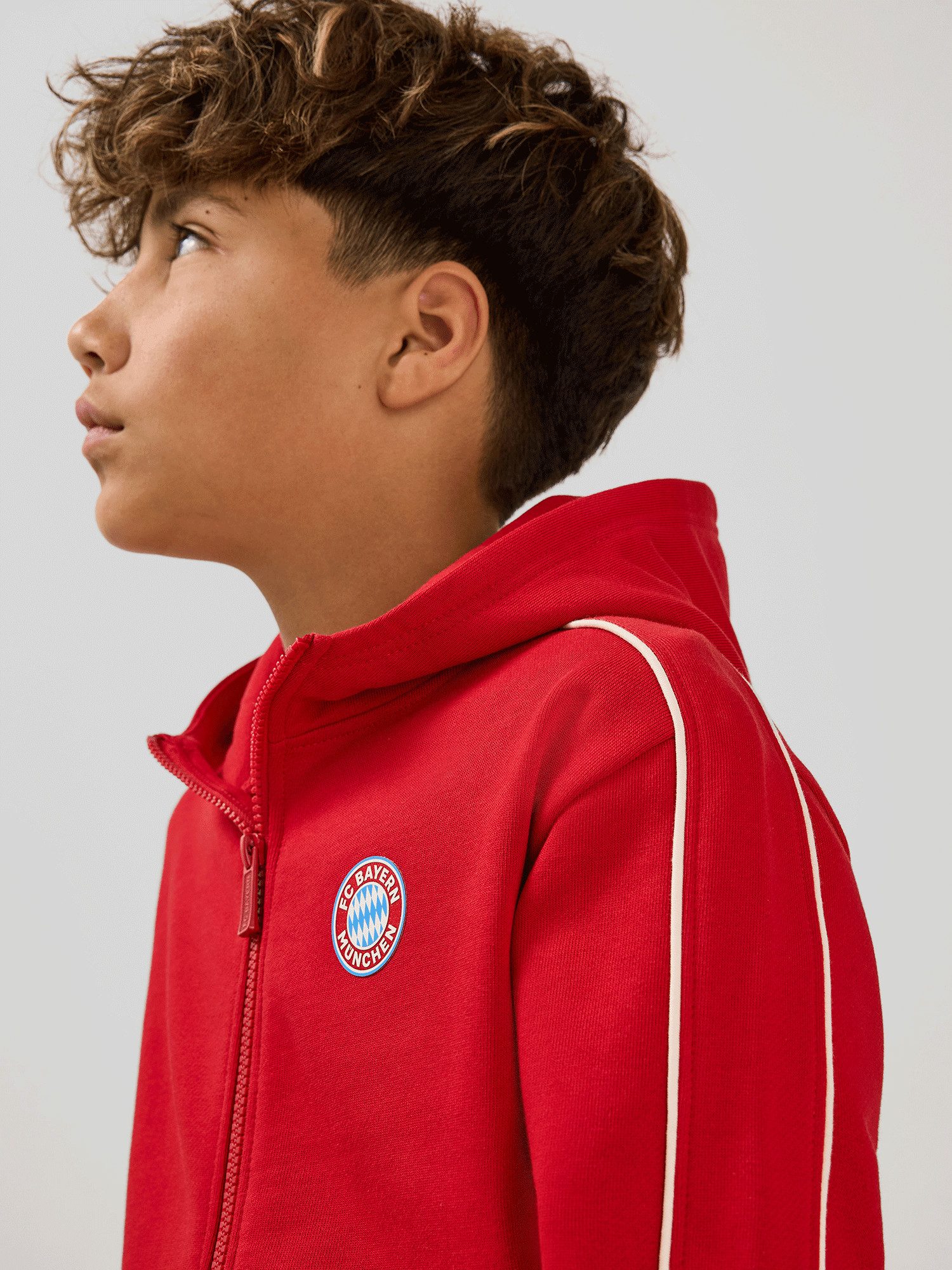 FC Bayern München Kapuzensweatjacke FC Bayern München, Zip-Hoodie Essentials, Kinder, Rot