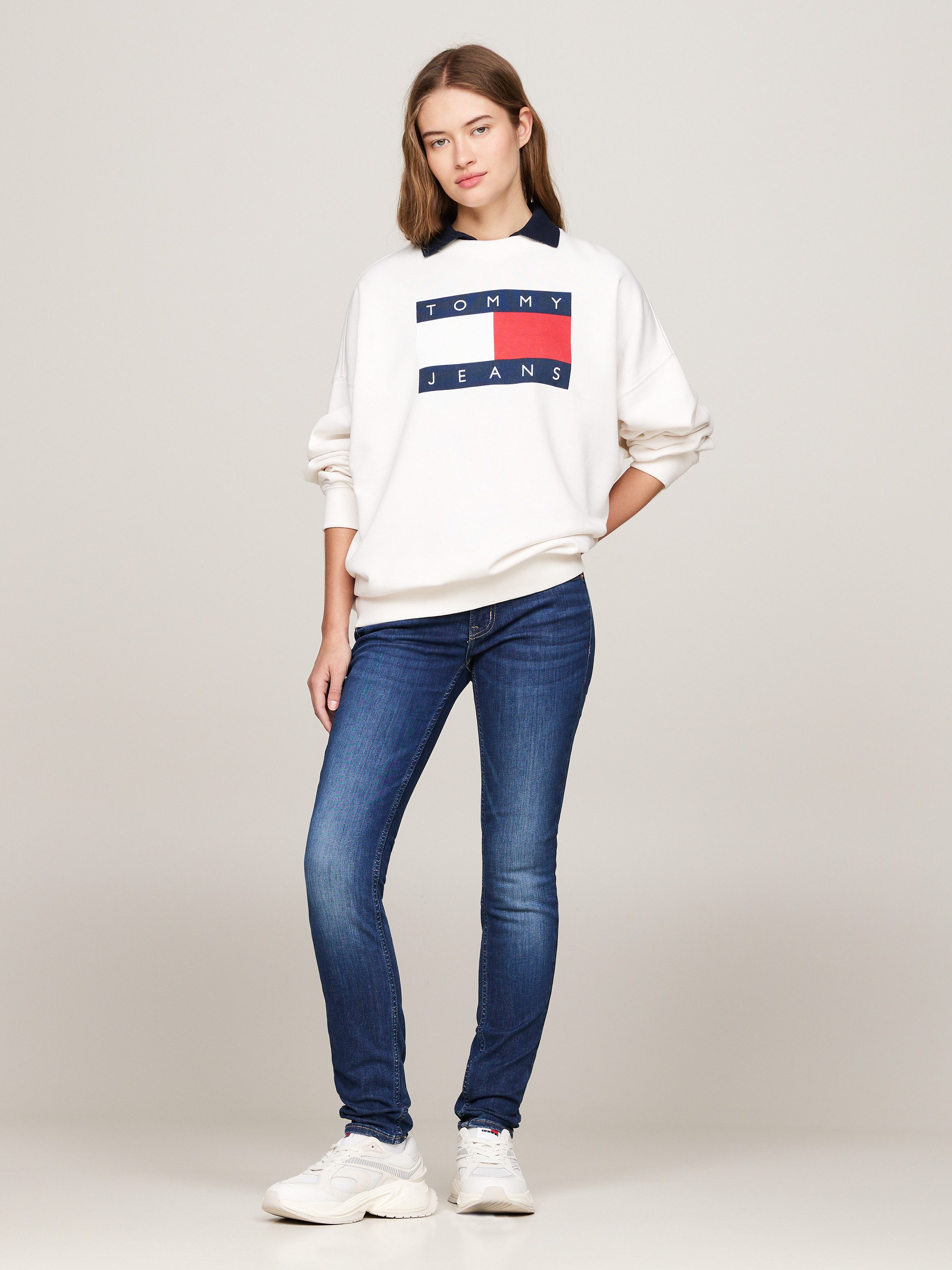 Tommy Jeans Skinny-fit-Jeans SOPHIE LW SKN mit Waschung, Logo-Badge, Low Rise