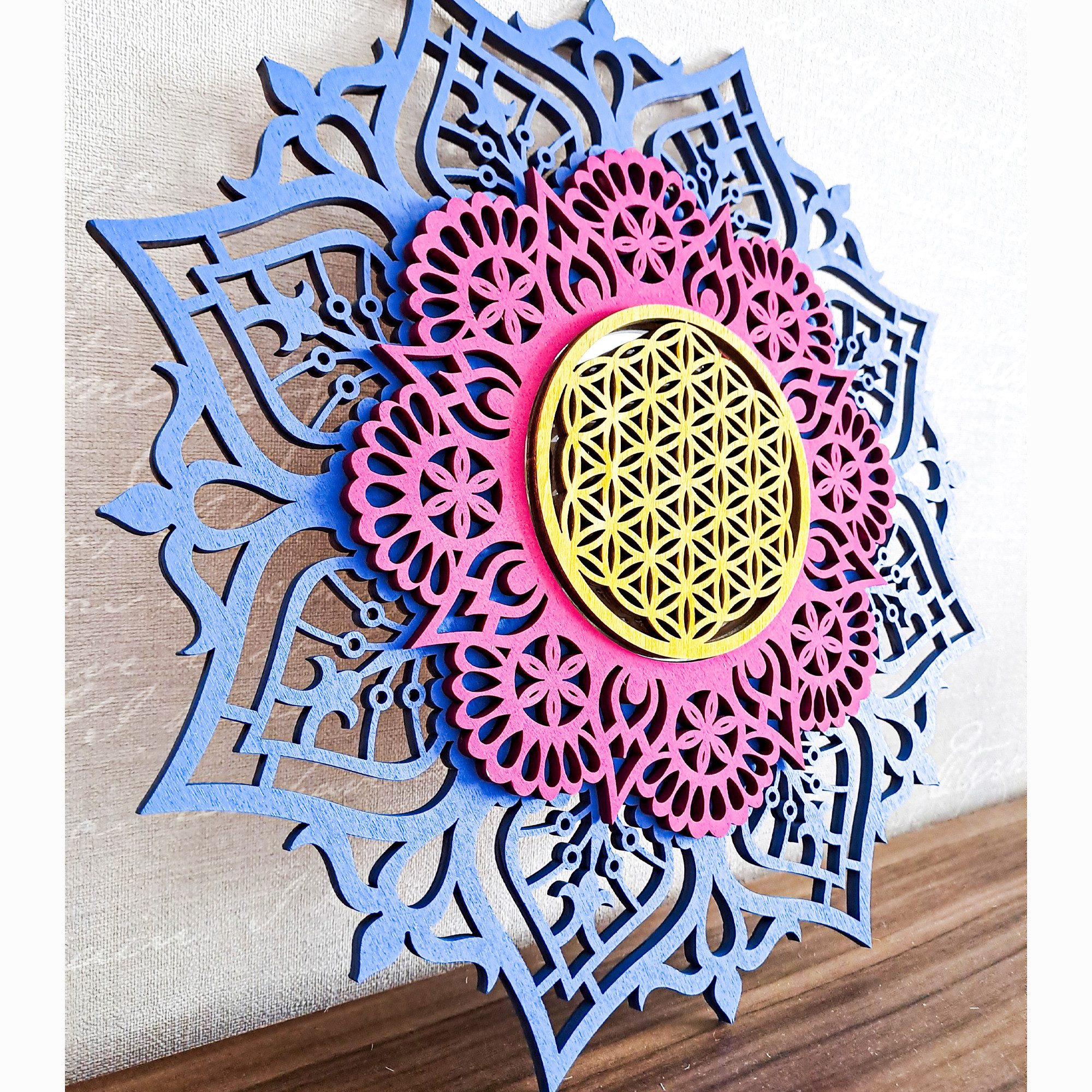 ORNAMENTI Wanddekoobjekt 3D MANDALA, Grosse moderne boho Wanddeko, Holz, 3 Schichten, Spiegel (moderne Deko Anhanger, Yoga Wandsculptur, Holzbild, stilvolle Wanddekoration, Wandpaneel, Ornament, geschnitz Wandrelief), Verzierung fur Zuhause, Wohnzimmer, Schlafzimmer, Wandkunst, 5 Größen