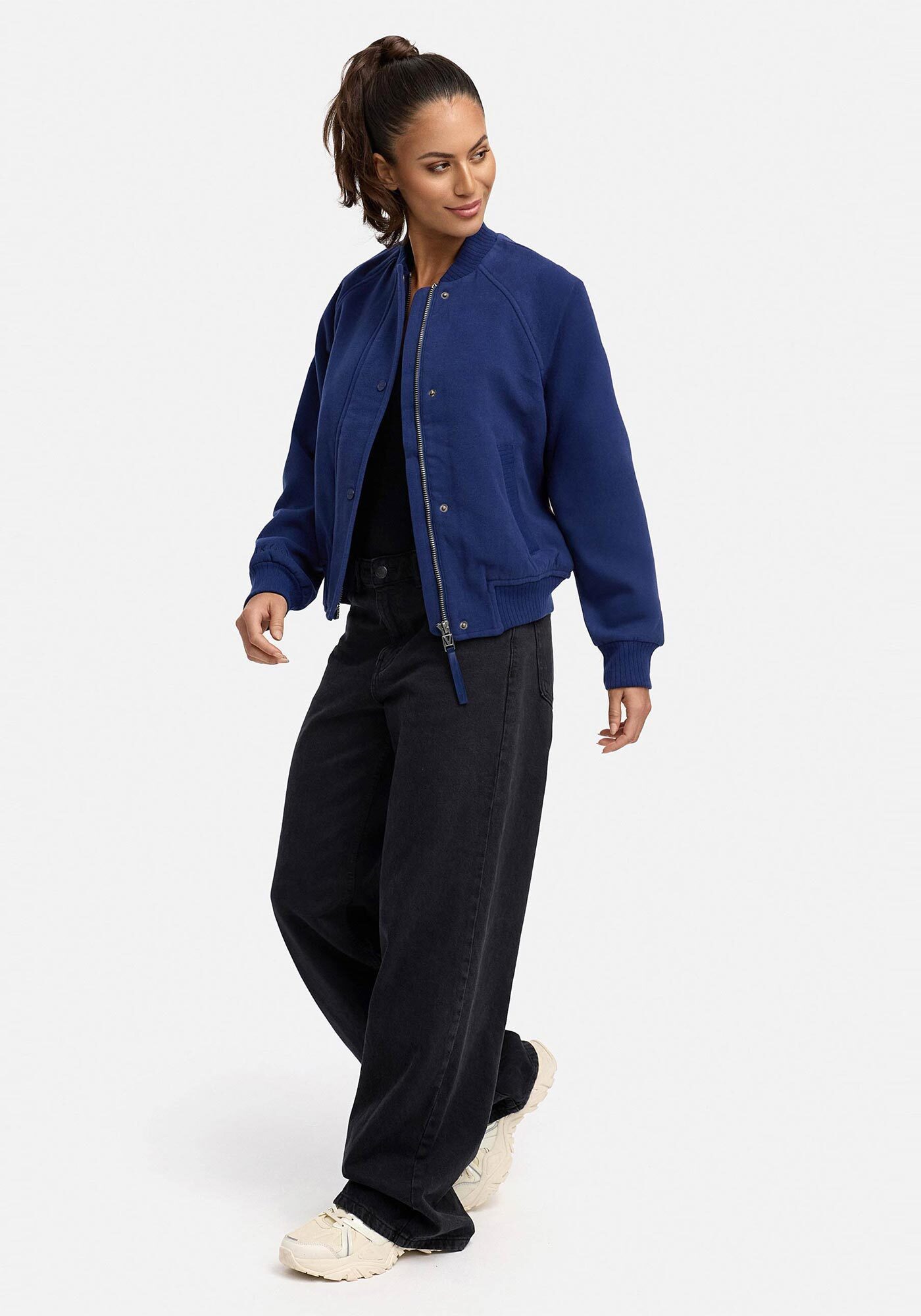 Marikoo Collegejacke Zunaa Modische Jacke im Collegejacken-Stil mit Rippbündchen und Raglanärmeln
