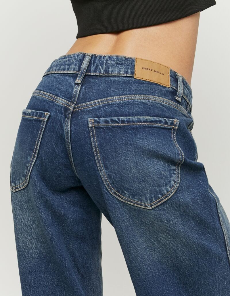 Tally Weijl Low-rise-Jeans SPADEPALLAS Baumwollmischung, Low-Waist mit geradem Beinverlauf und Strass-Anhänge