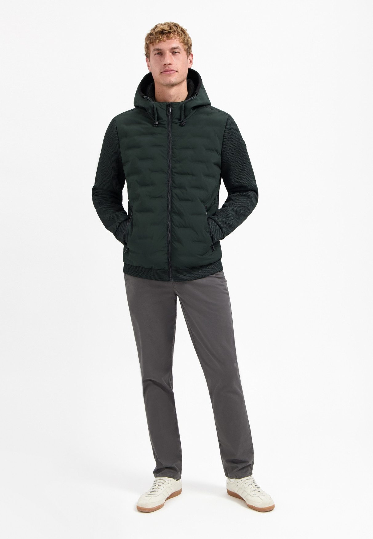 NO EXCESS Anorak Jacket Short Fit Sealed Hooded Knit