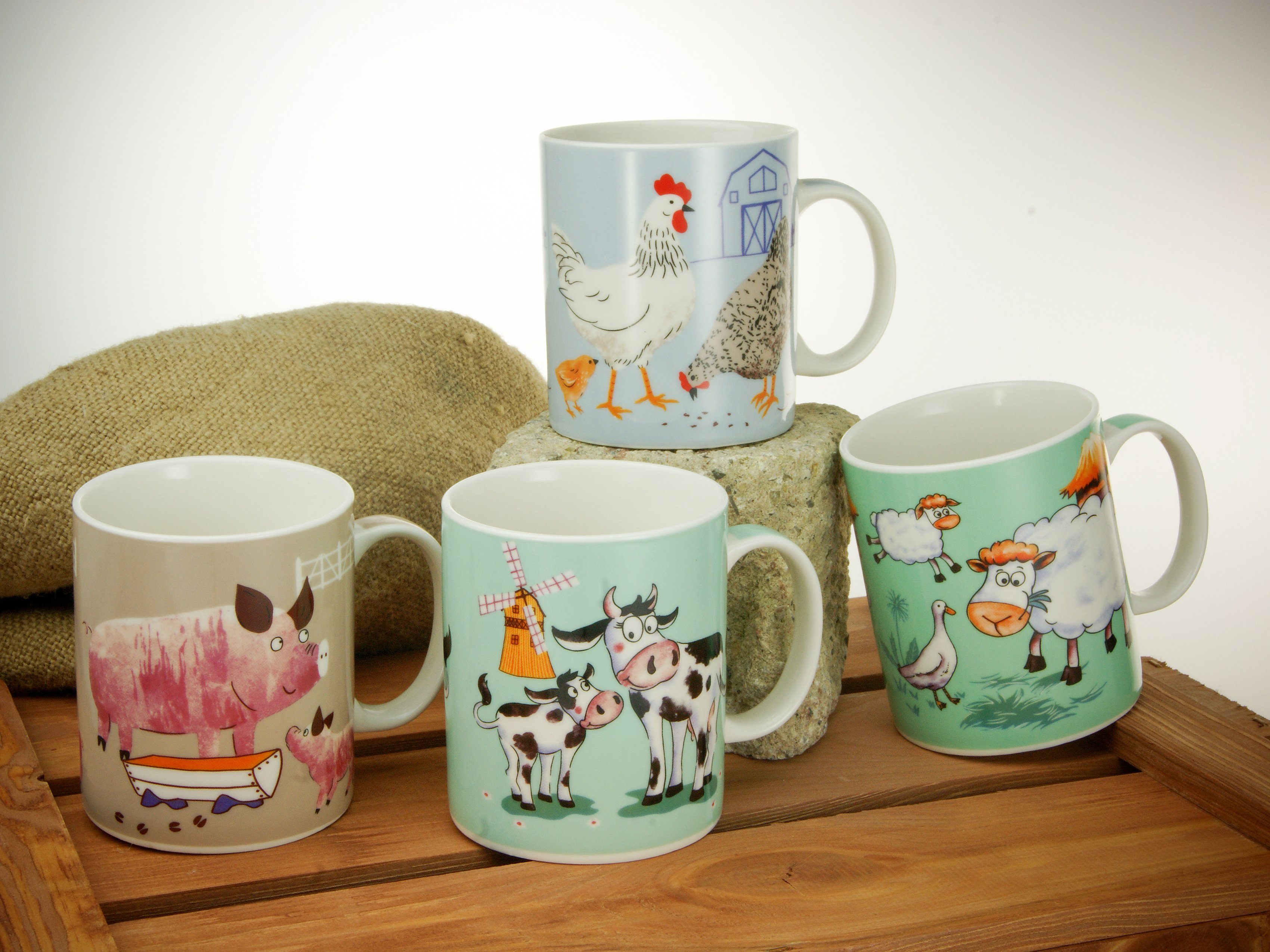 CreaTable Becher Kaffeebecher Farm Animals, New Bone China, ideal als  Kinderbecher, Tassen Set, 4-teilig, Aus hochwertigem New Bone China  Porzellan gefertigt