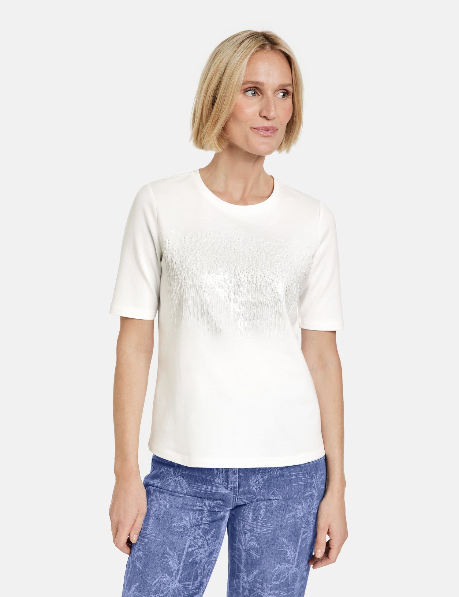 GERRY WEBER Kurzarmshirt Softes T-Shirt mit Paillettenbesatz am Frontteil