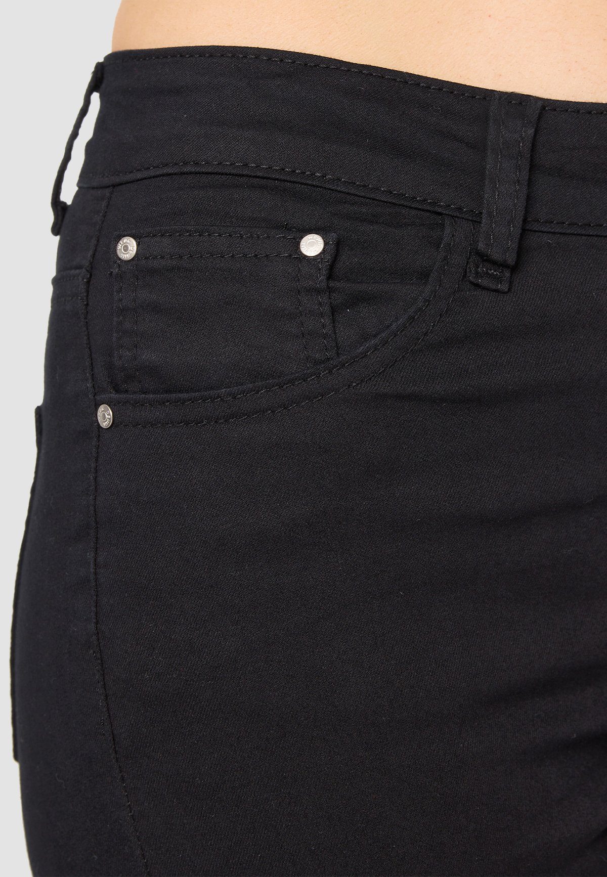MiSS RJ Jeans Shorts 5413 in Schwarz Capri Caprihose mit Spitze