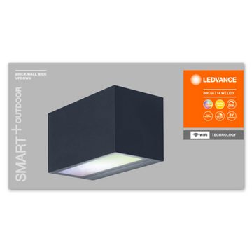 Ledvance Außen-Wandleuchte Aluminum, 14W, warmweiß, 600lm, IP44, wassergeschützt, G, 3000K, wassergeschützt, warmweiß