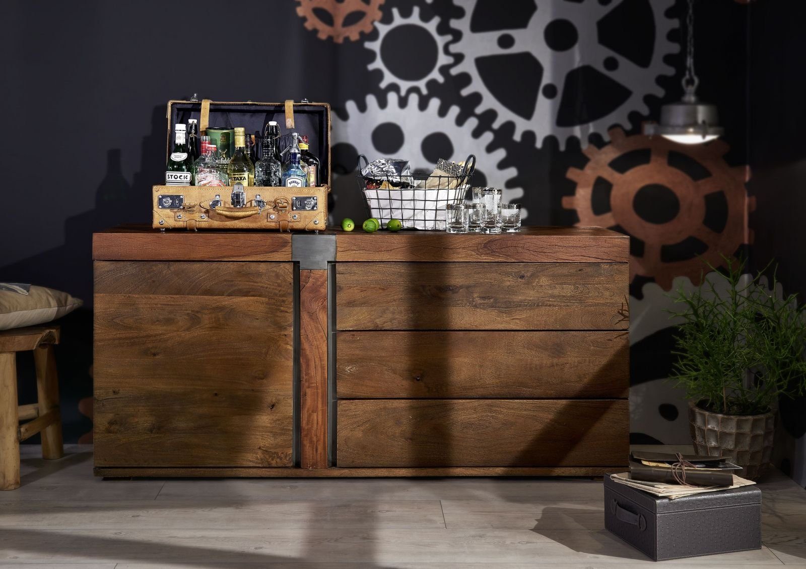 Massivmoebel24 Sideboard (Massivholz), Sideboard Mango 160x45x75 braun lack günstig online kaufen