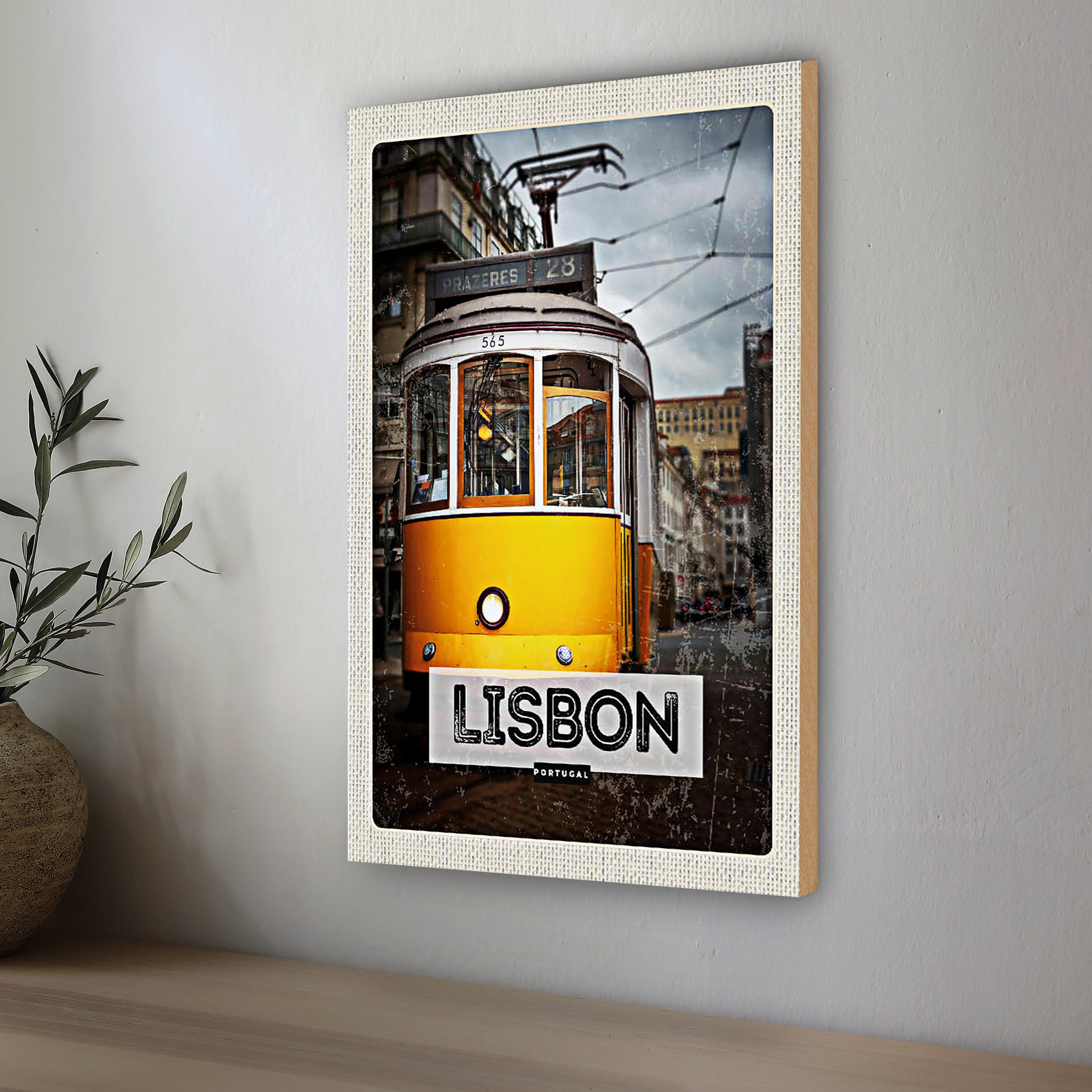 Roomando Holzbild Reise 12x18cm Lisbon Portugal Straßenbahn 28