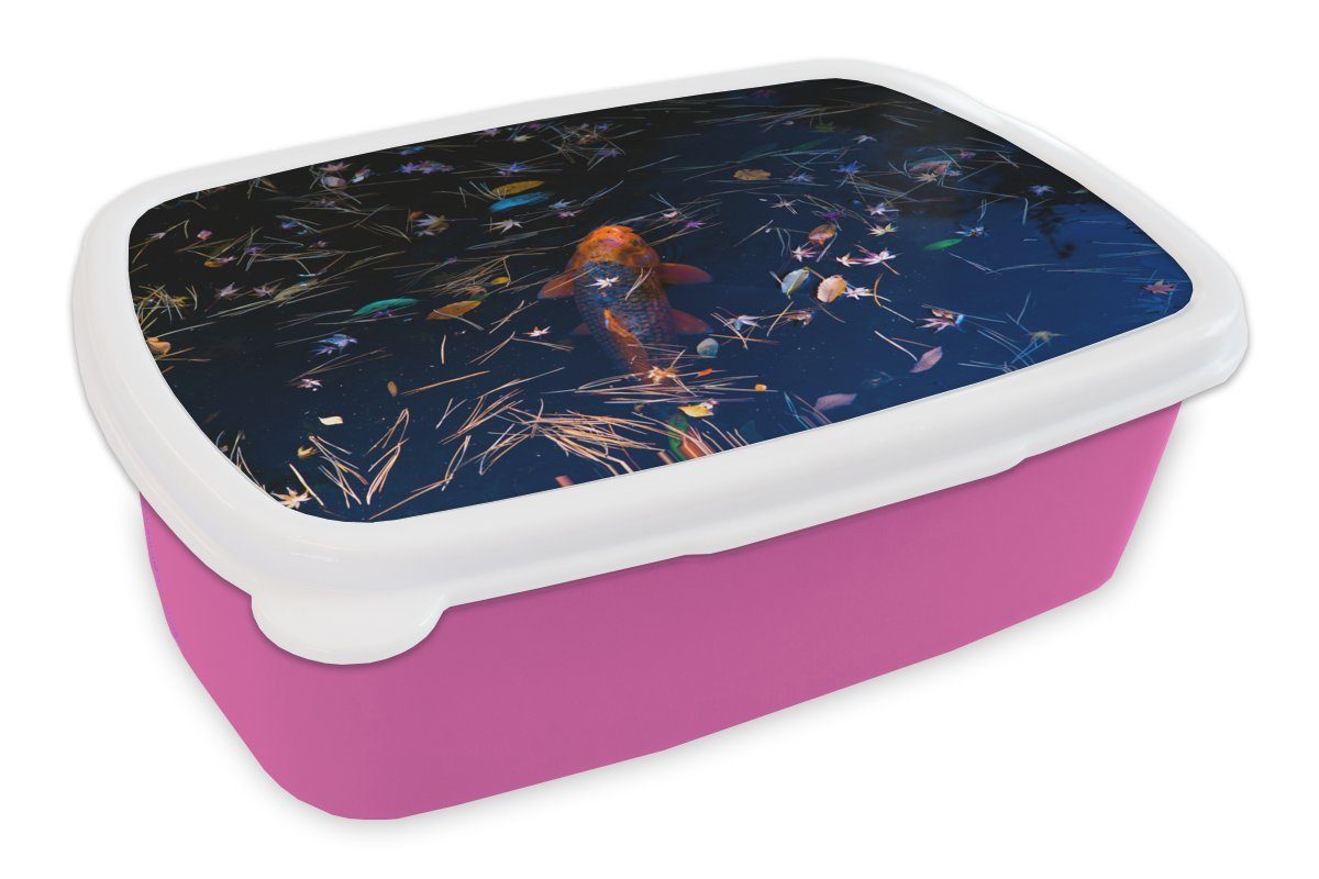 Lunchbox Teich, rosa Kinder, in Erwachsene, farbiger Kunststoff, Brotbox MuchoWow Kunststoff Snackbox, Ein Mädchen, einem (2-tlg), für Koi-Karpfen Brotdose