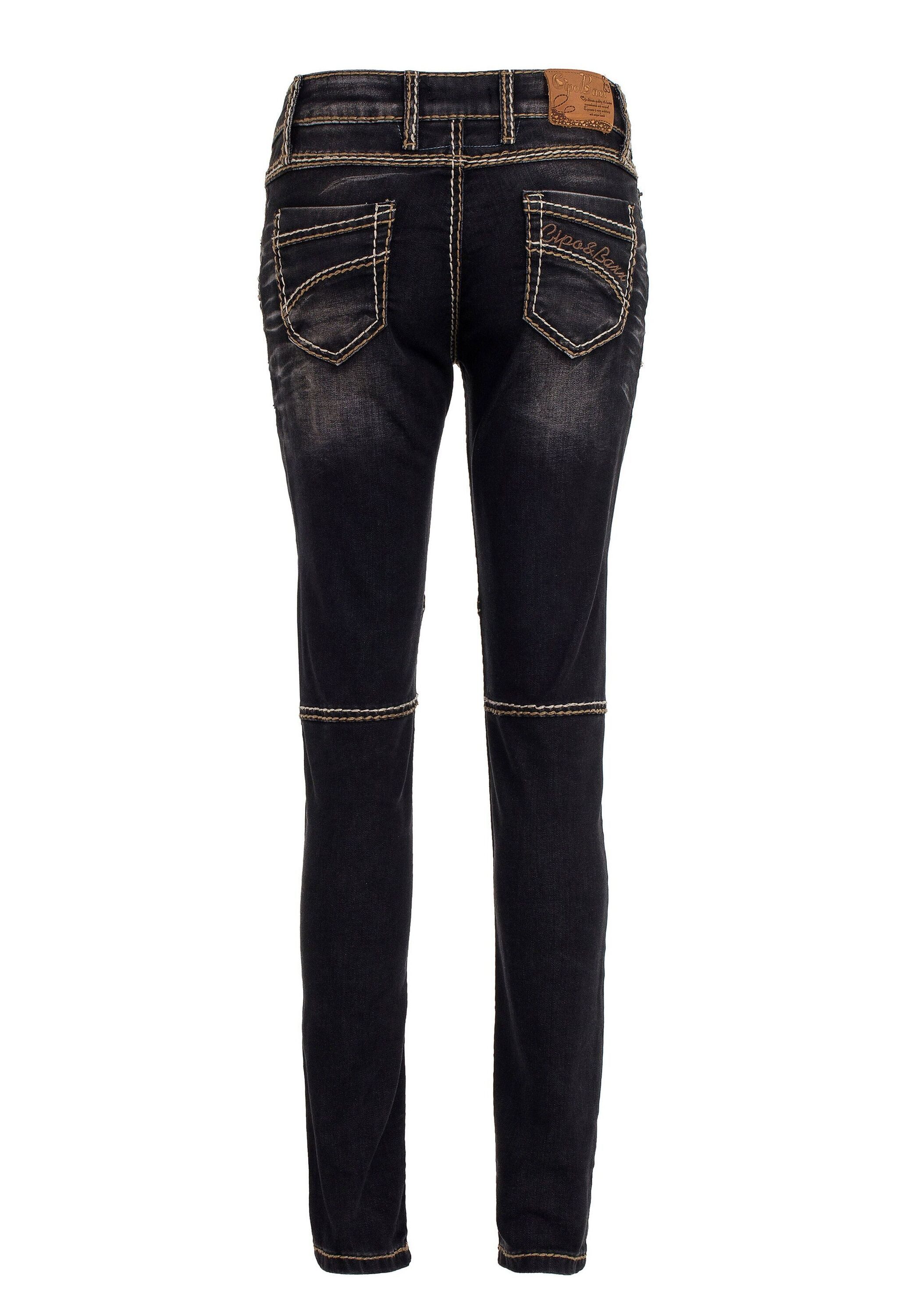 Cipo & Baxx Slim-fit-Jeans Jeans mit extravagantem Nahtdesign, WD382