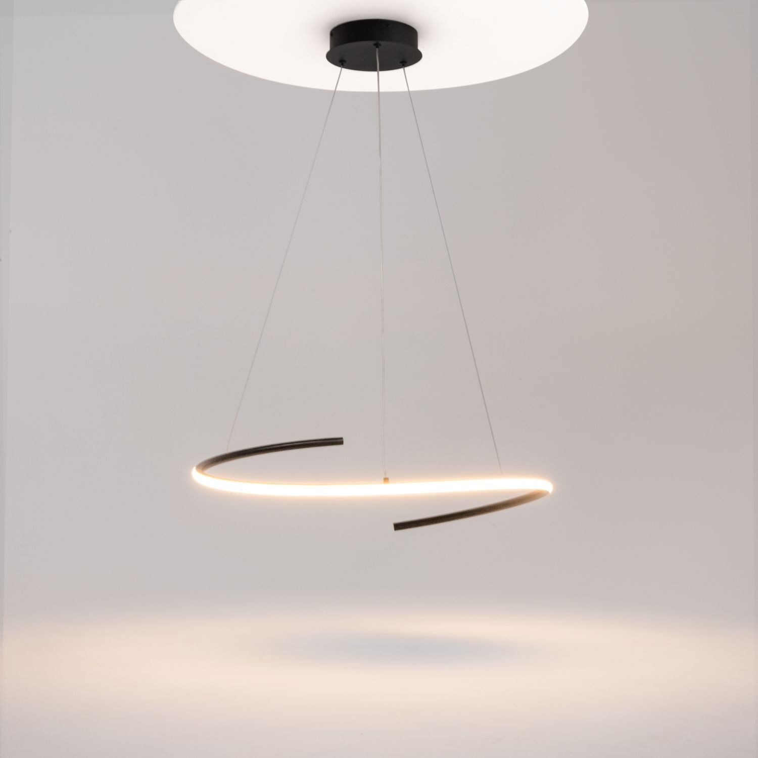 Licht-Erlebnisse Pendelleuchte HALOA, LED fest integriert, LED Aluminium 3000-4000 K warmweißes Licht 1600 lm H: max. 325,7 cm