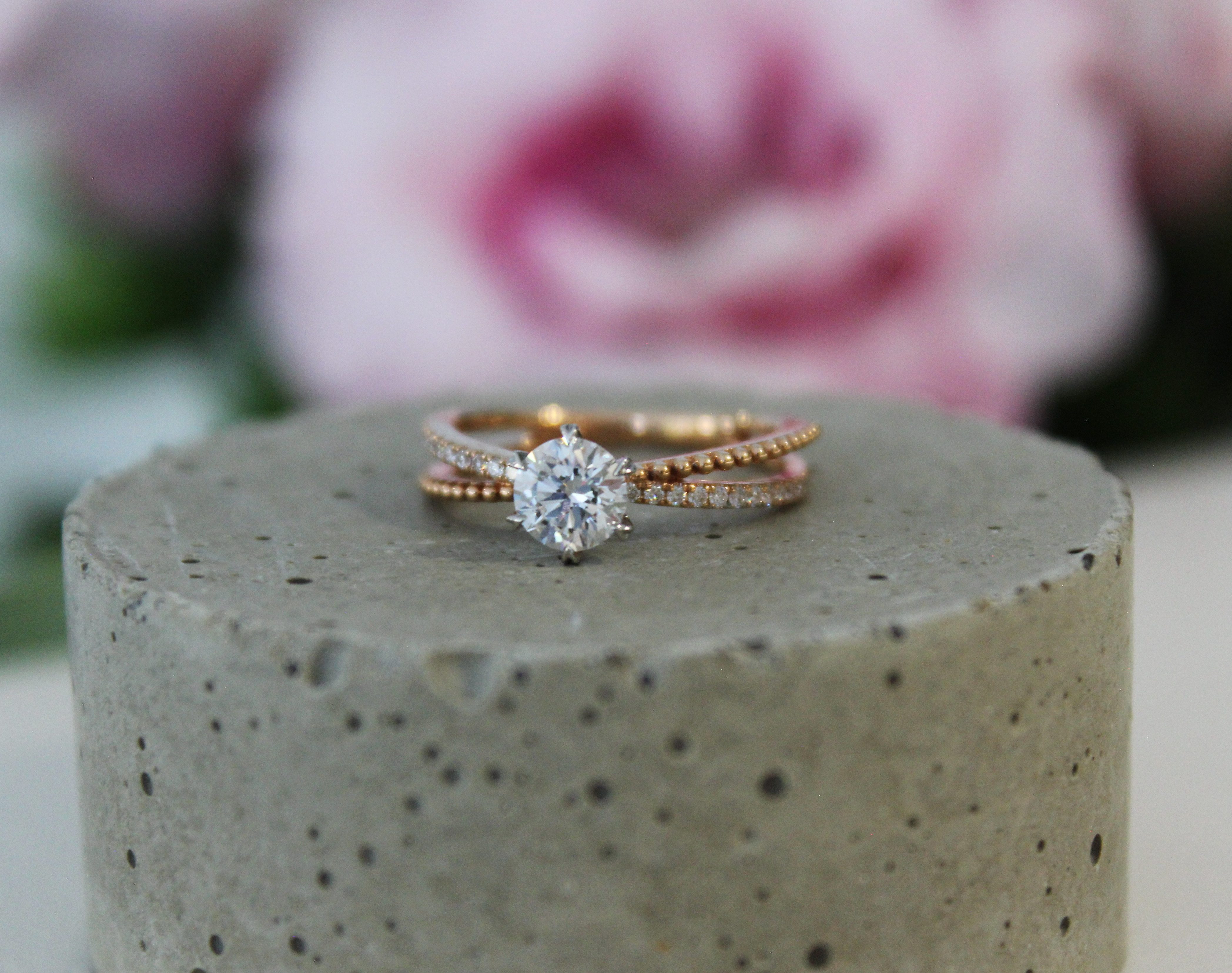 Sternvoll Diamantring Verlobungsring "Rosalie" mit Labordiamanten in 18K Gold, IGI-zertifiziert, Pavé-Fassung, Handgefertigt, 18K Roségold