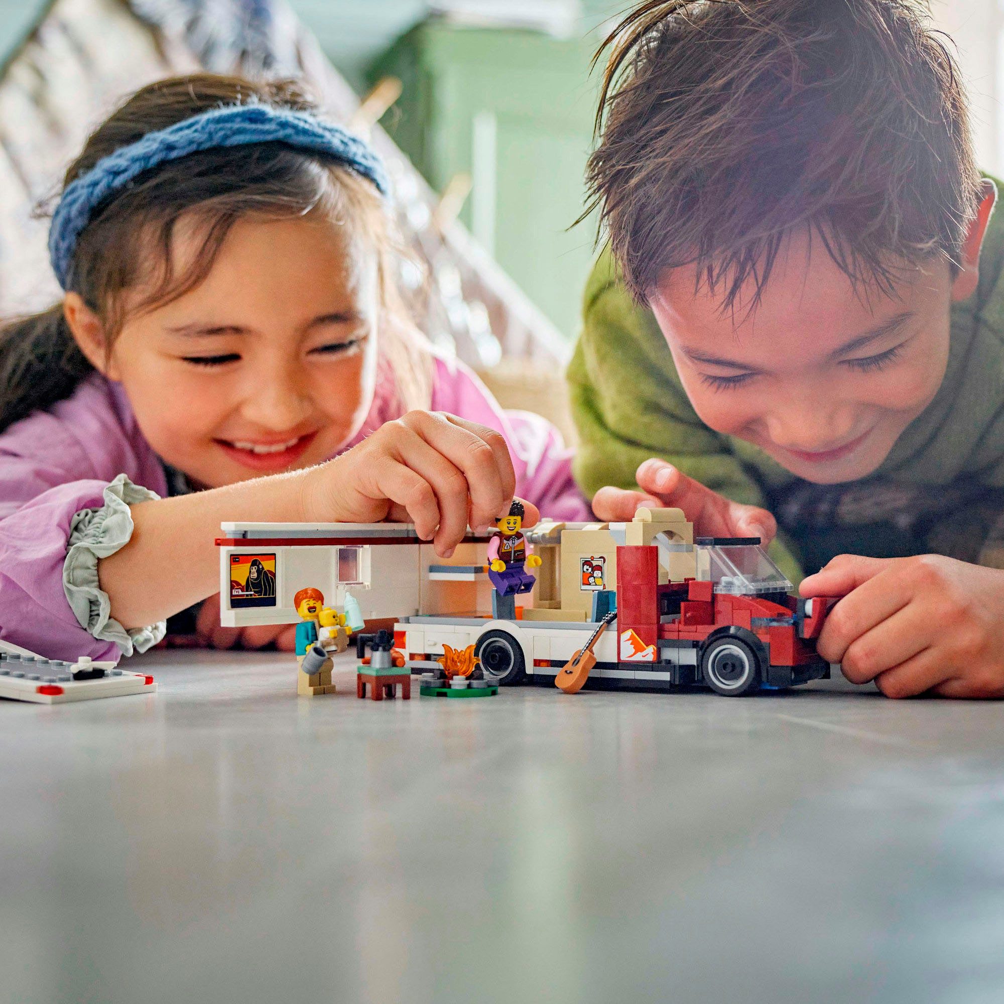 LEGO® Abenteuer-Wohnmobil (60454), LEGO City Konstruktionsspielsteine, (385 günstig online kaufen