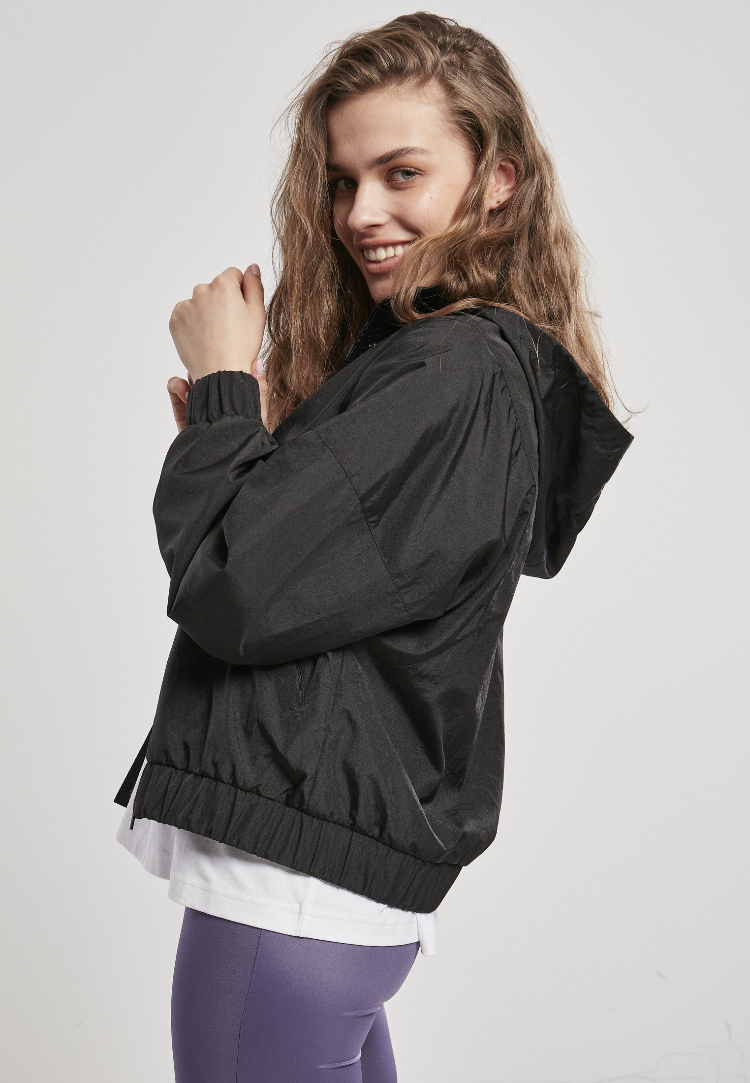 Shiny Outdoorjacke (1-St) URBAN Frauen Crinkle Ladies Jacket Oversized black CLASSICS Nylon