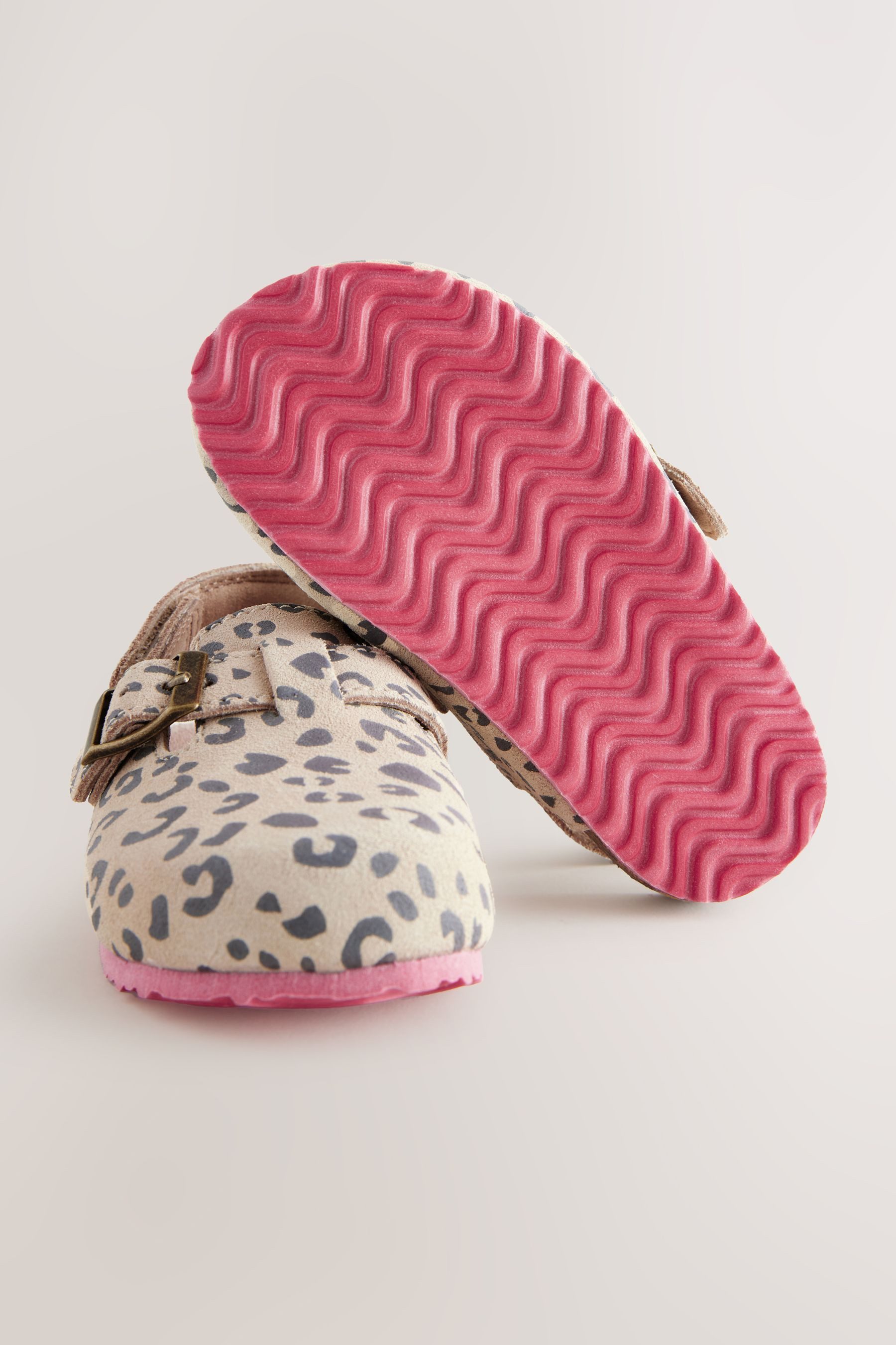 Next Clogs aus Leder Clog (1-tlg)