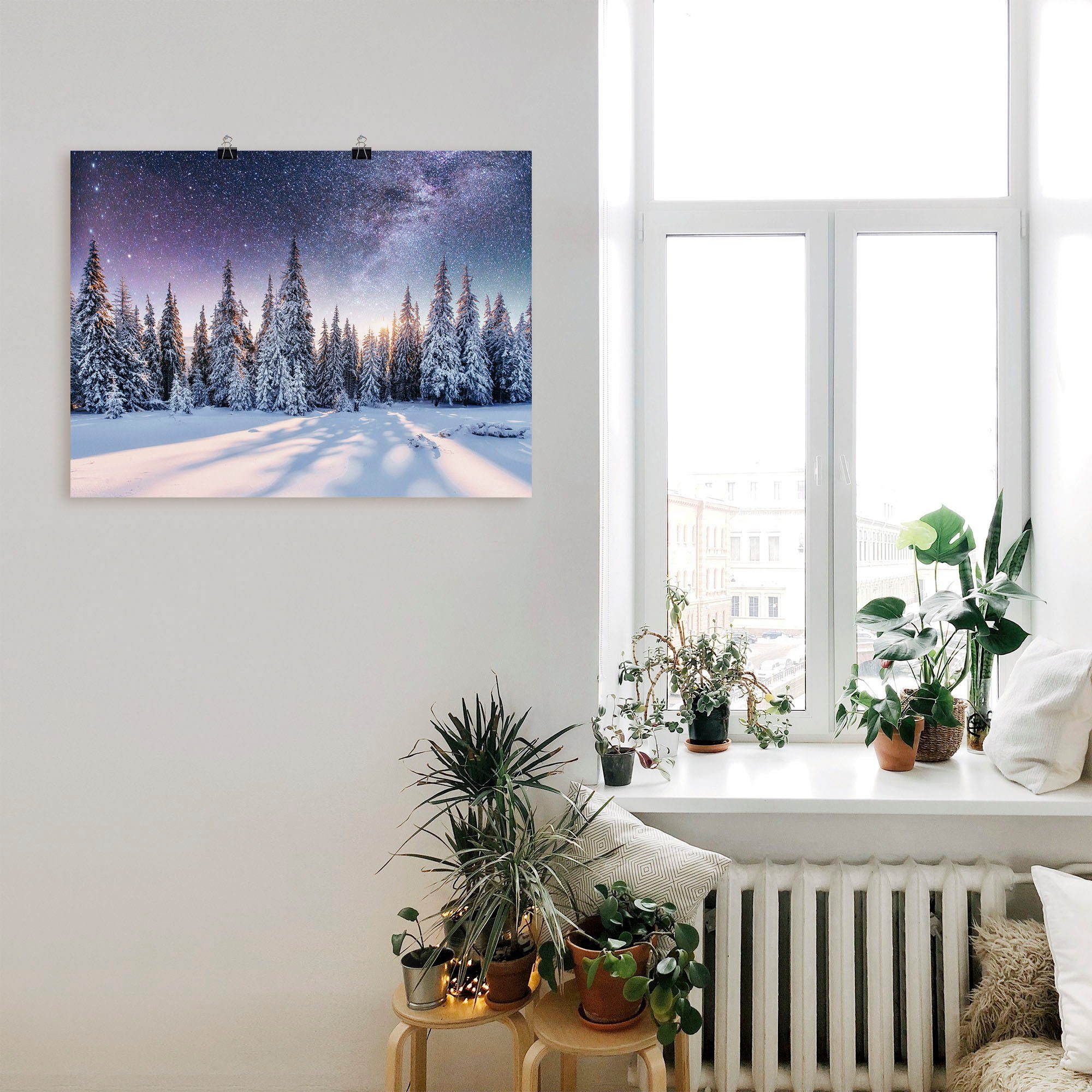 Artland Wandbild Tannenwald im Alpenbilder Größen Sternenhimmel, Poster als in (1 vorm Wandaufkleber Berge Alubild, St), oder & Schnee Leinwandbild, versch