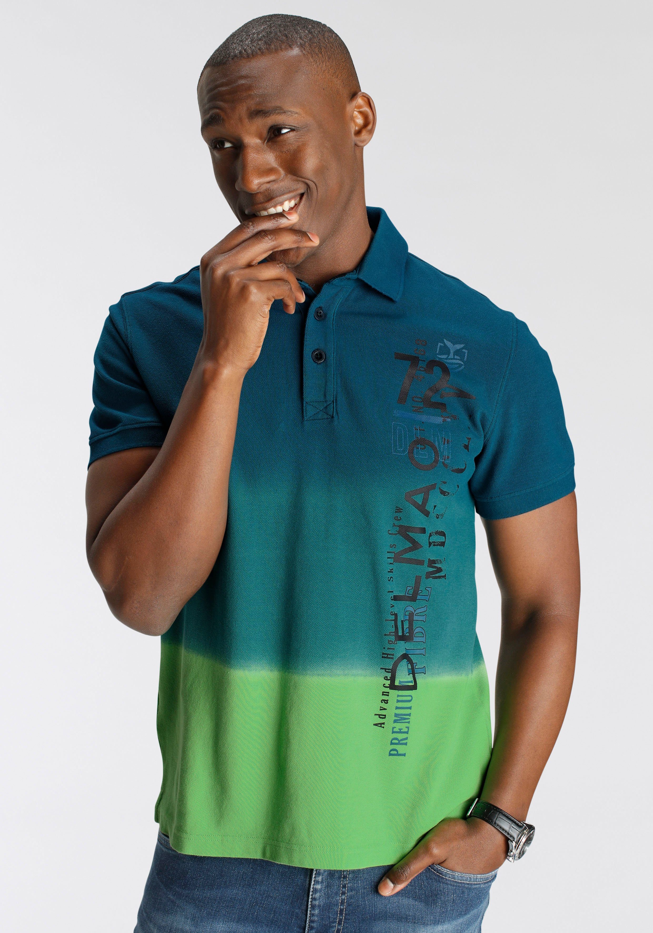 DELMAO Poloshirt mit modischem MARKE! Farbverlauf und NEUE Print