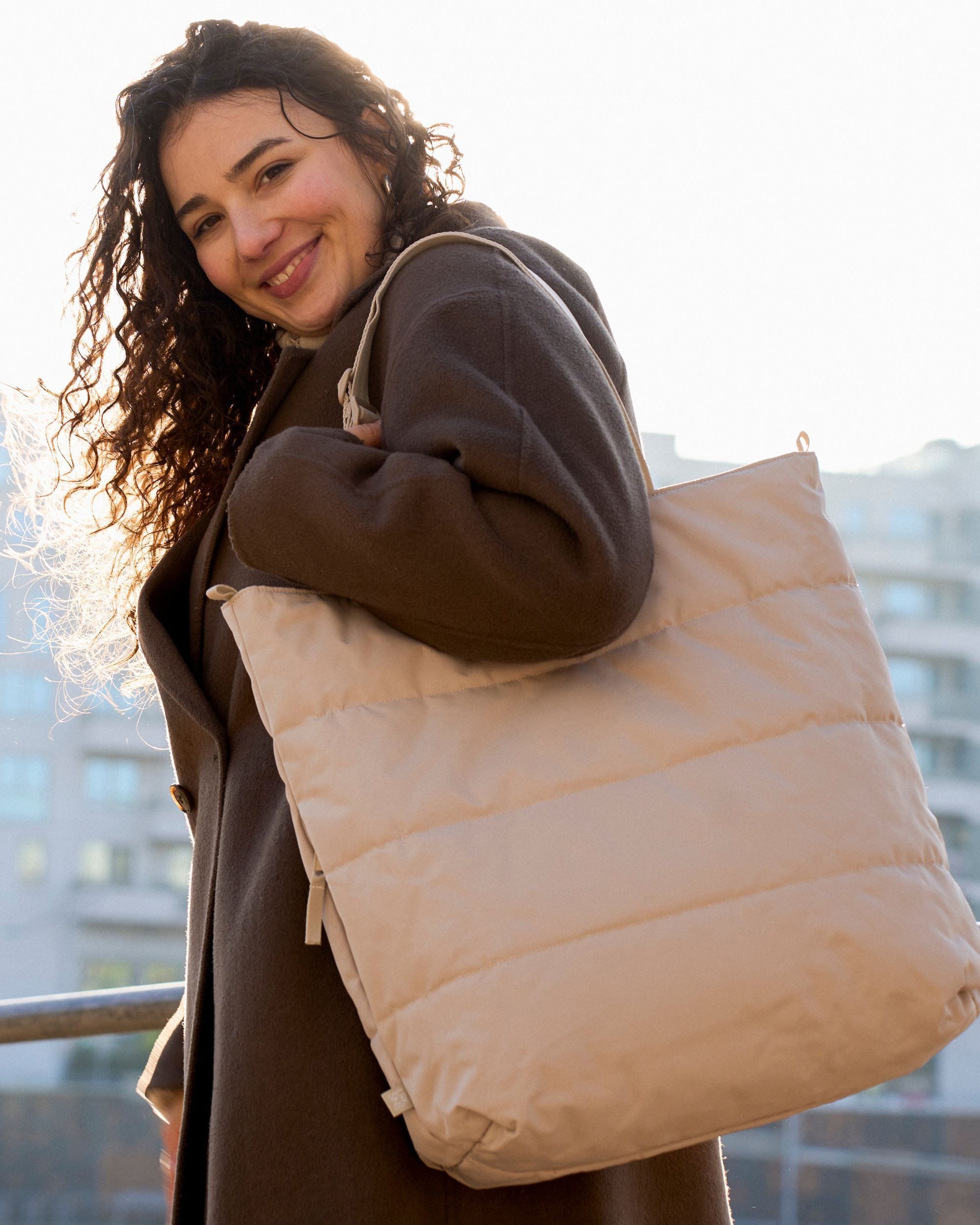 LARKSON Shopper Greta Wendbare Tote Bag (1-tlg), Puffer Tote Bag zum Wenden, Einfarbig oder mit Leo Muster