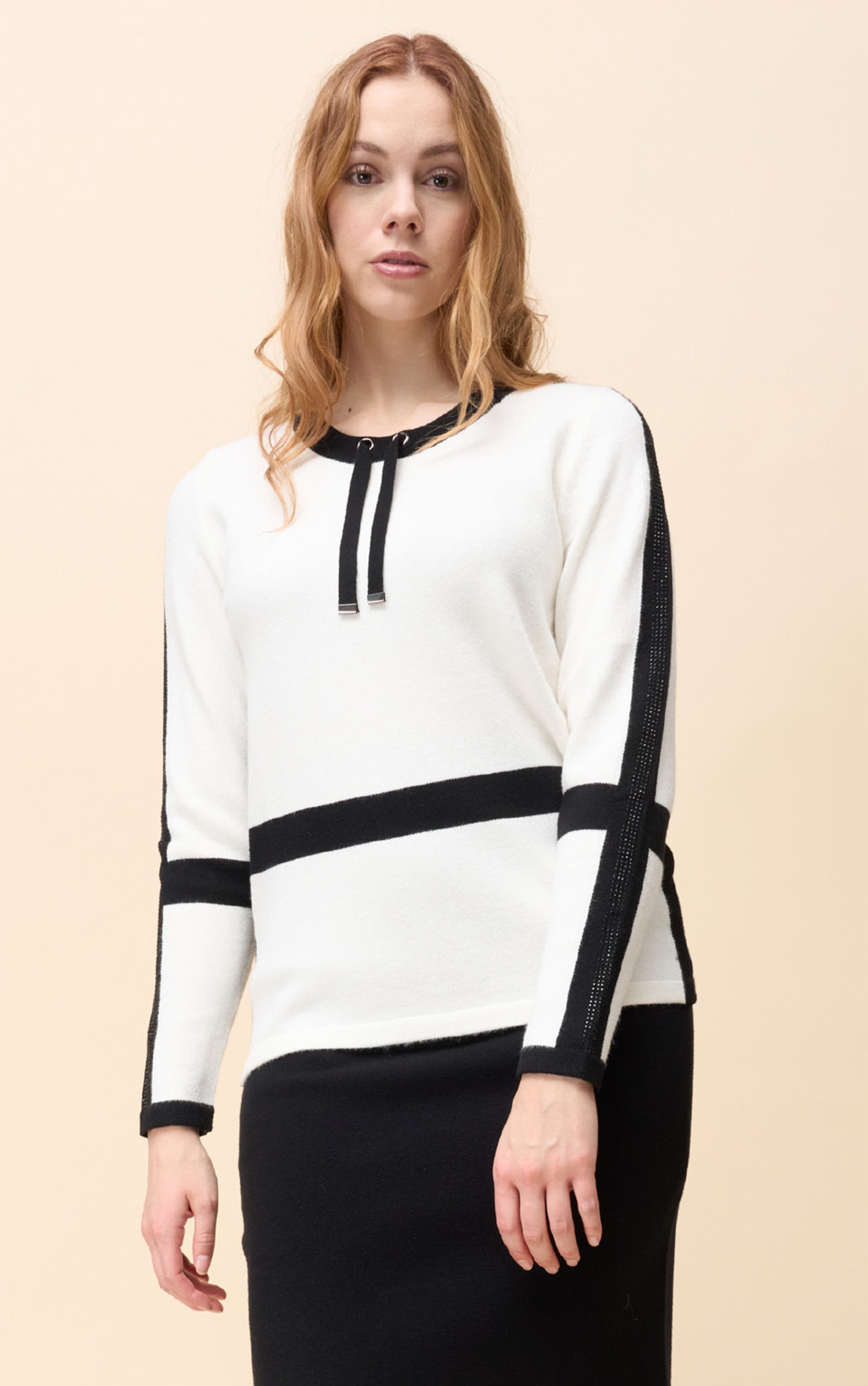 Passioni Strickpullover mit Streifendetails aus Strassstreifen günstig online kaufen