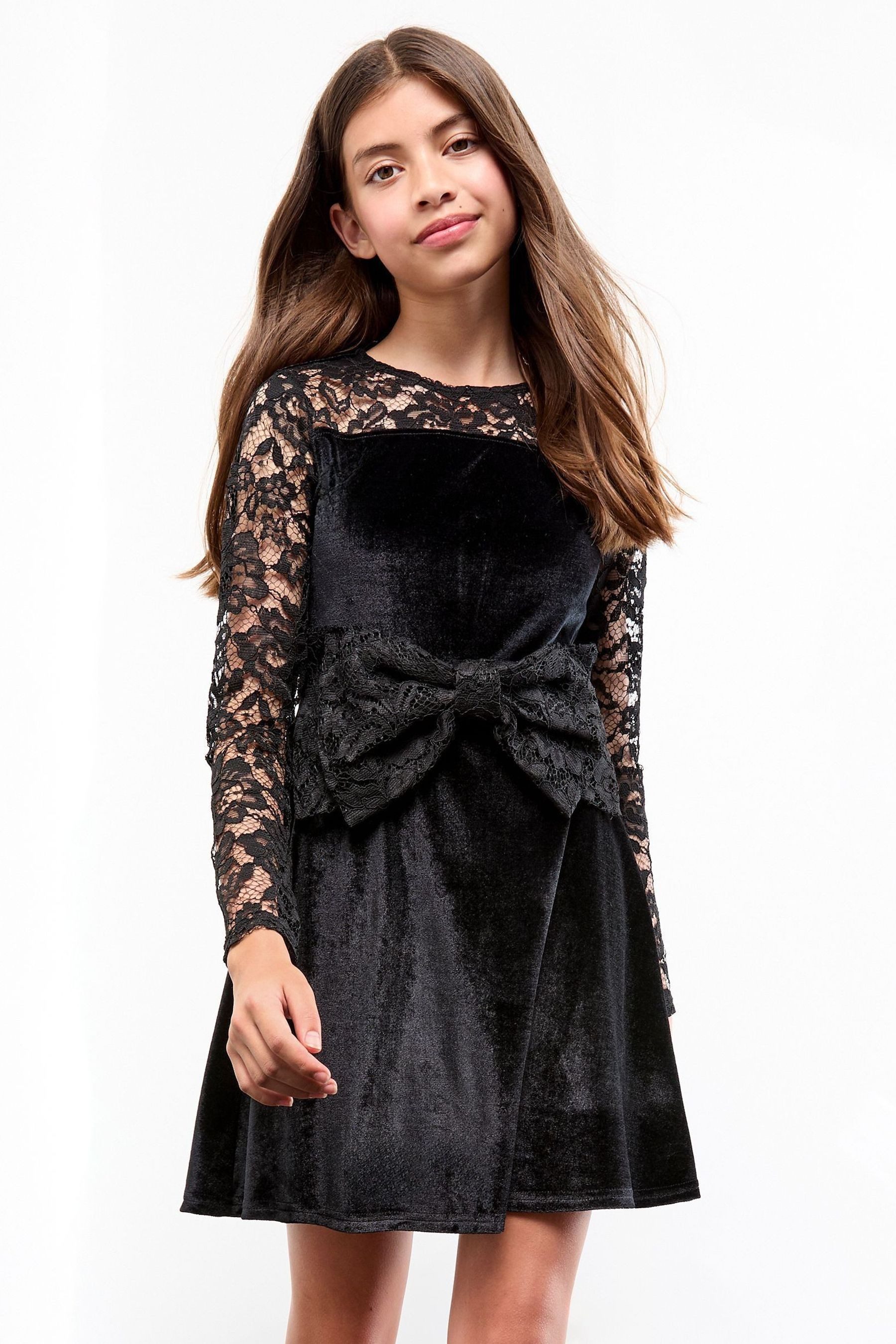 Samtkleid Lipsy Skaterkleid aus Samt mit Spitzenschleife